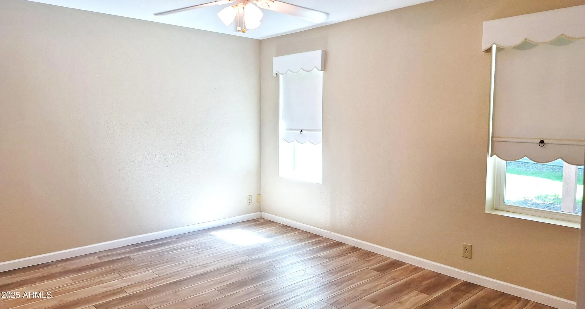 Property Slideshow image 9 of 18 | 2064 s farnsworth dr unit 38, Mesa, AZ, 85209