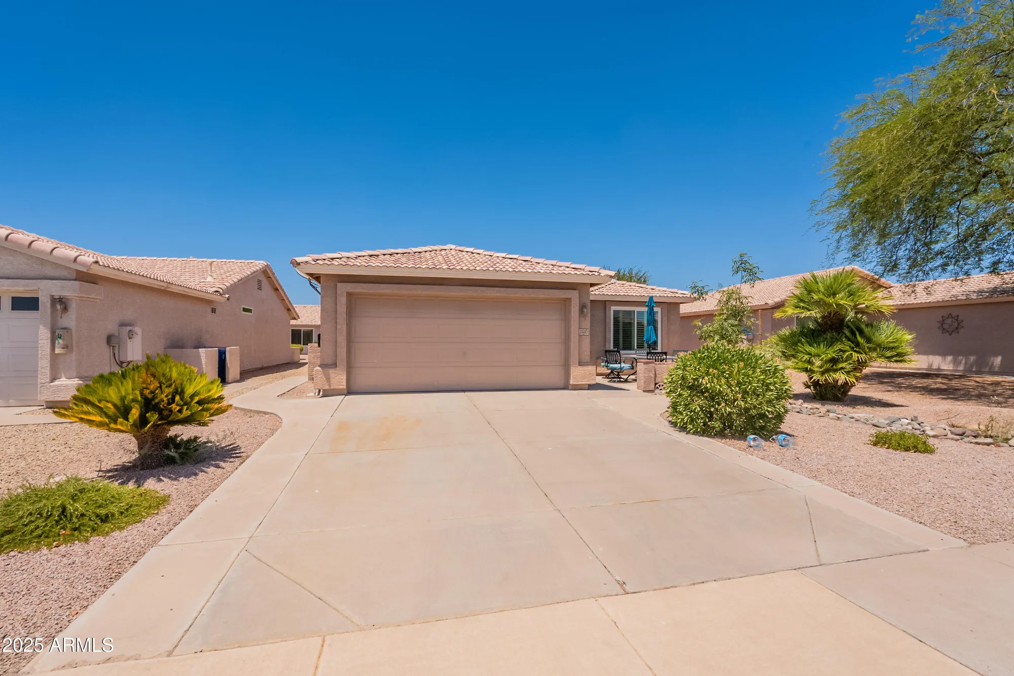 Property Slideshow image 1 of 30 | 1440 e la costa dr, Chandler, AZ, 85249