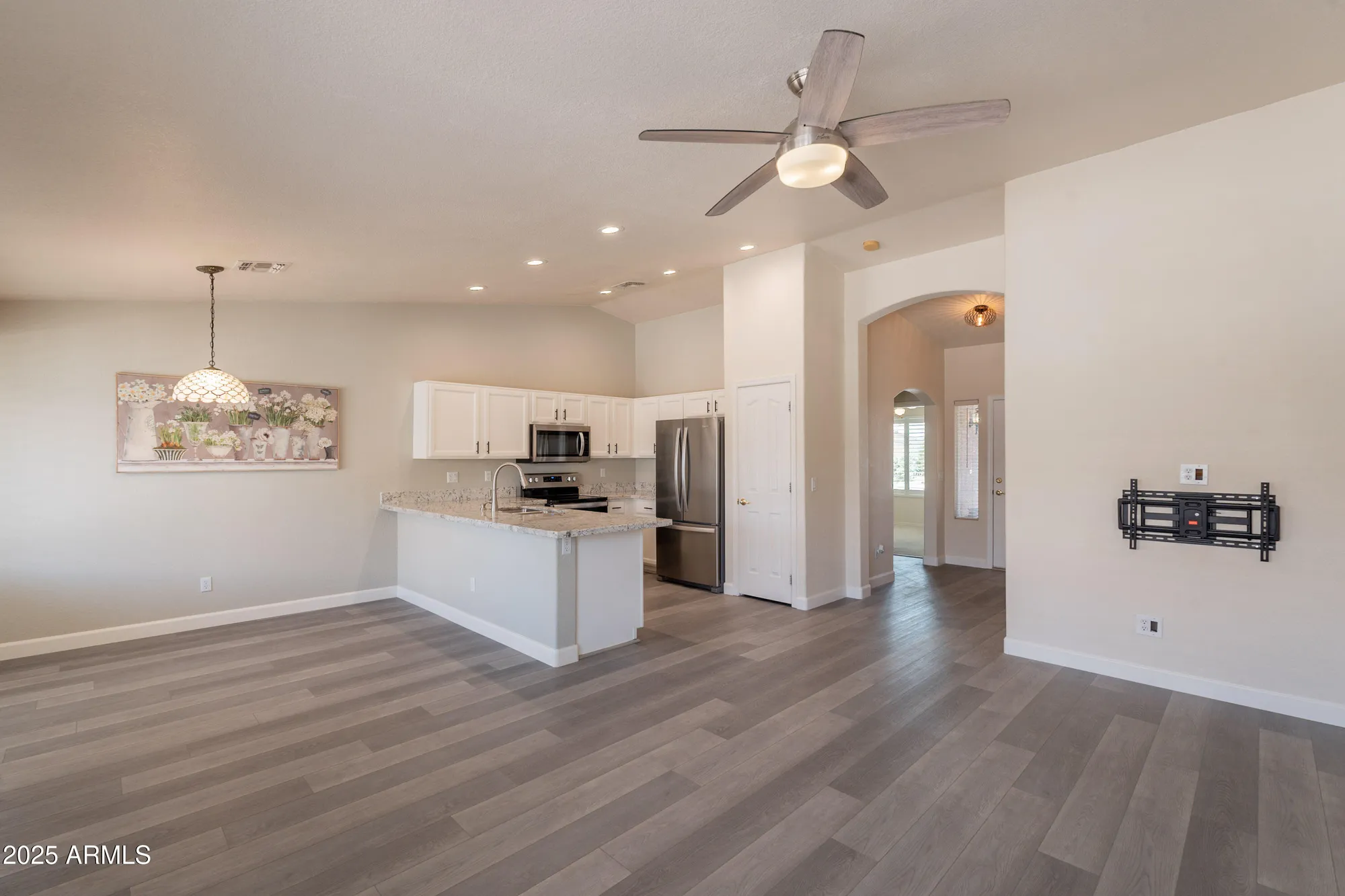 Property Slideshow image 11 of 30 | 1440 e la costa dr, Chandler, AZ, 85249