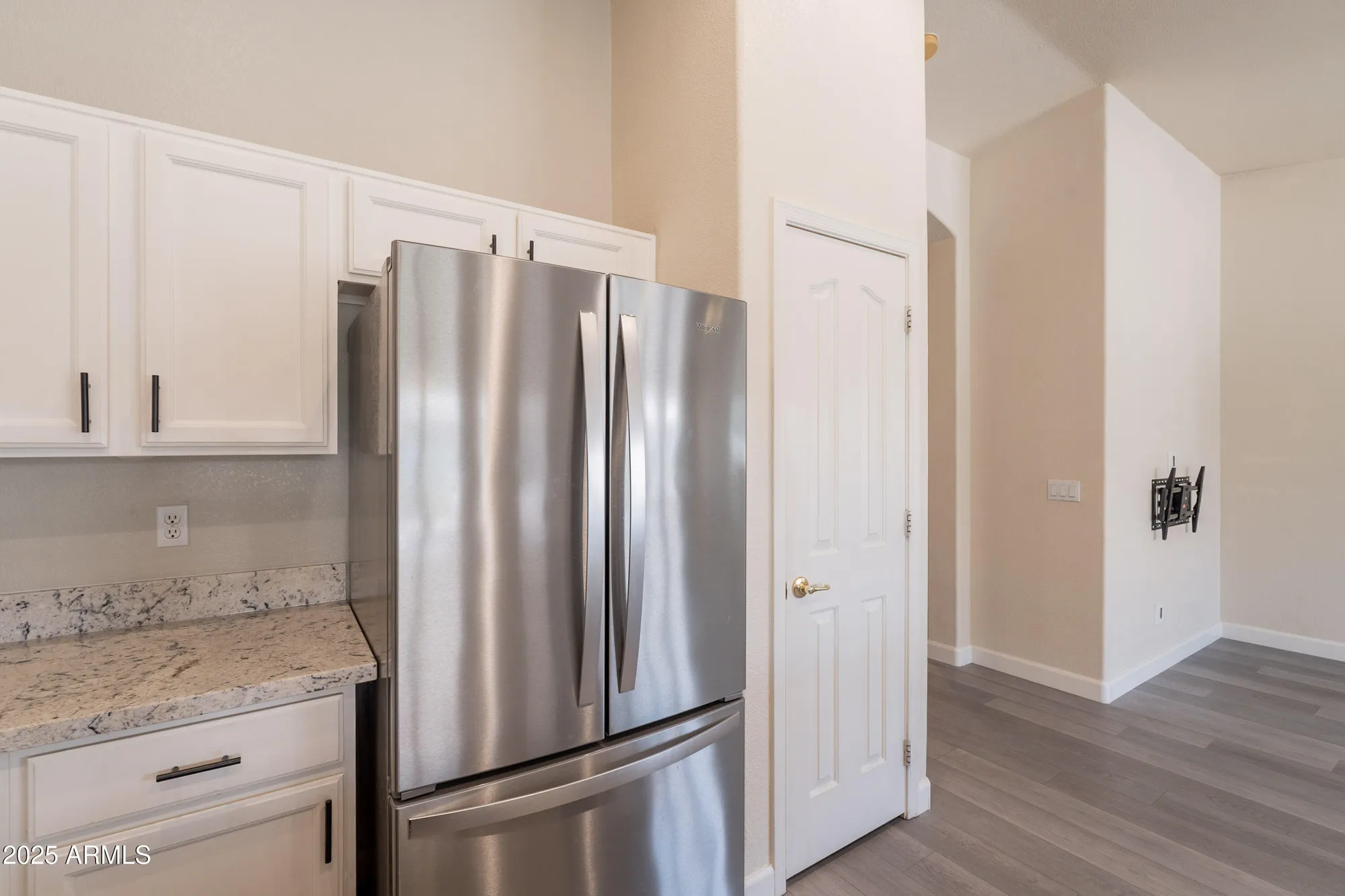 Property Slideshow image 17 of 30 | 1440 e la costa dr, Chandler, AZ, 85249