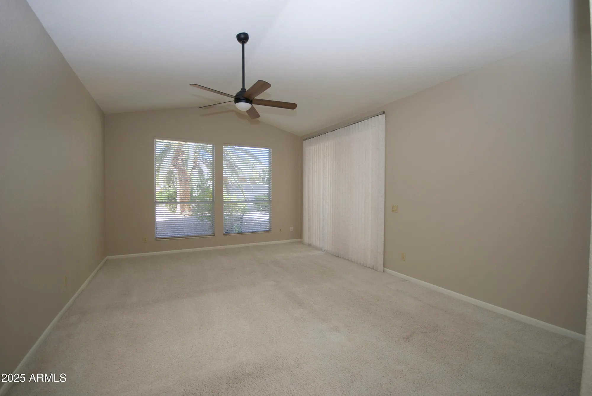 Property Slideshow image 10 of 34 | 450 w elmwood pl, Chandler, AZ, 85248
