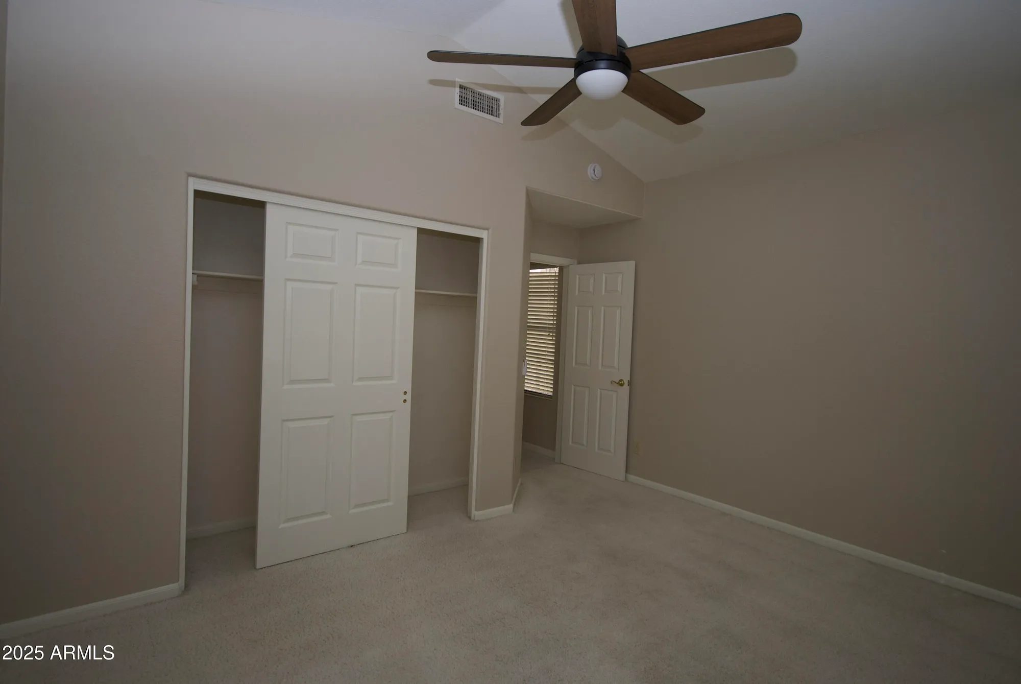 Property Slideshow image 14 of 34 | 450 w elmwood pl, Chandler, AZ, 85248