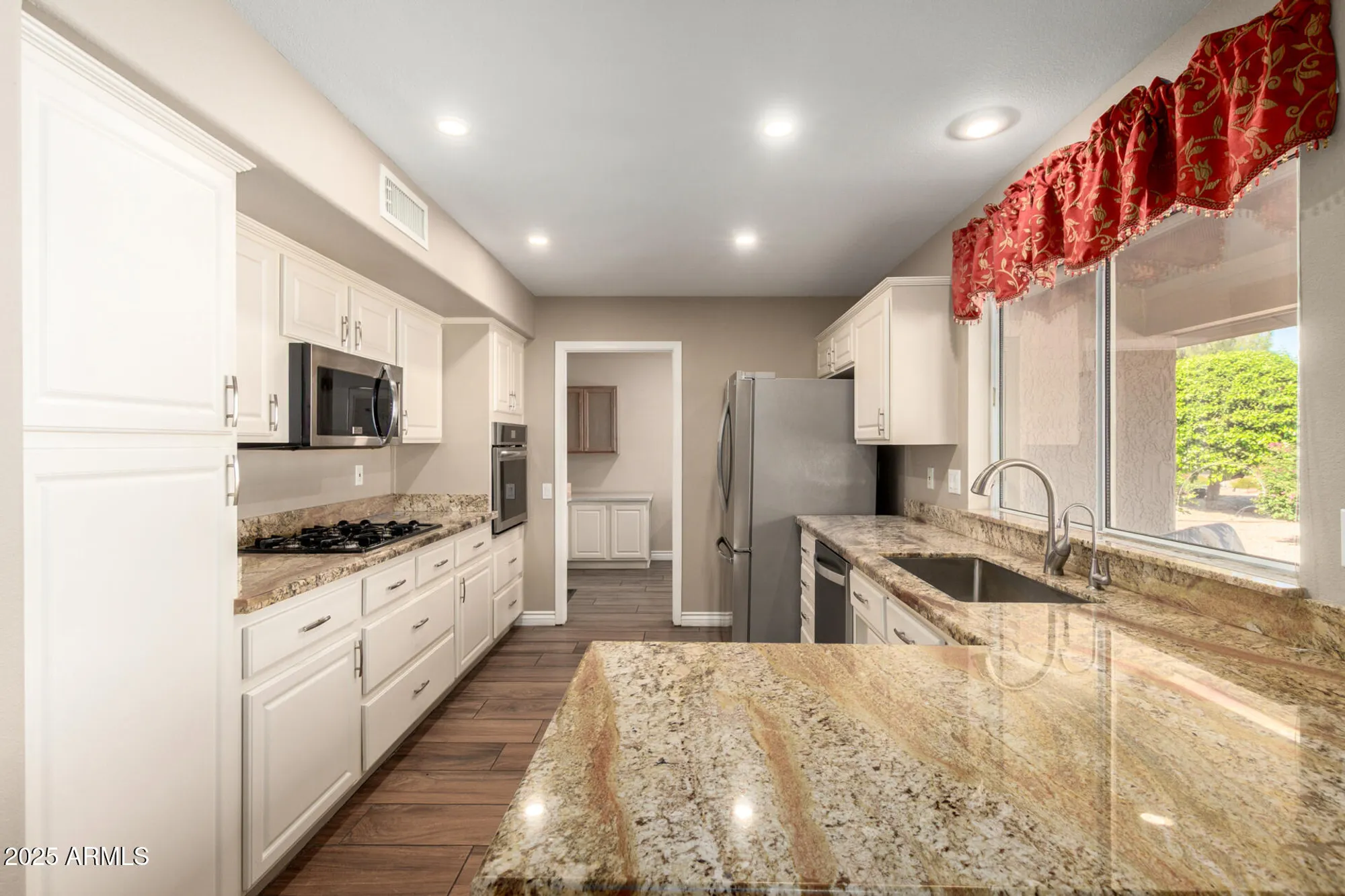 Property Slideshow image 13 of 39 | 14610 w trading post dr, Sun City West, AZ, 85375