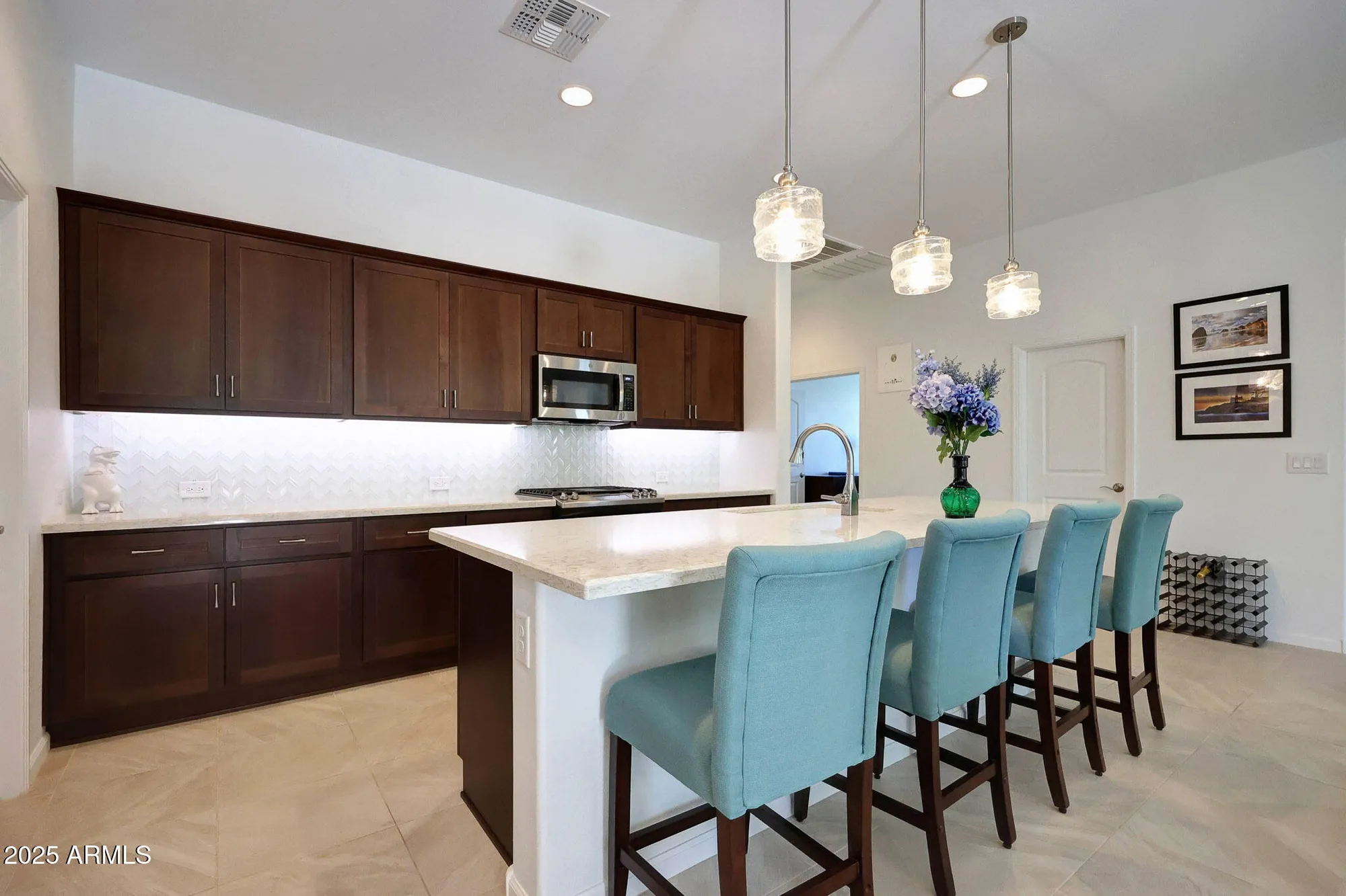 Property Slideshow image 9 of 24 | 16907 w holly st, Goodyear, AZ, 85395