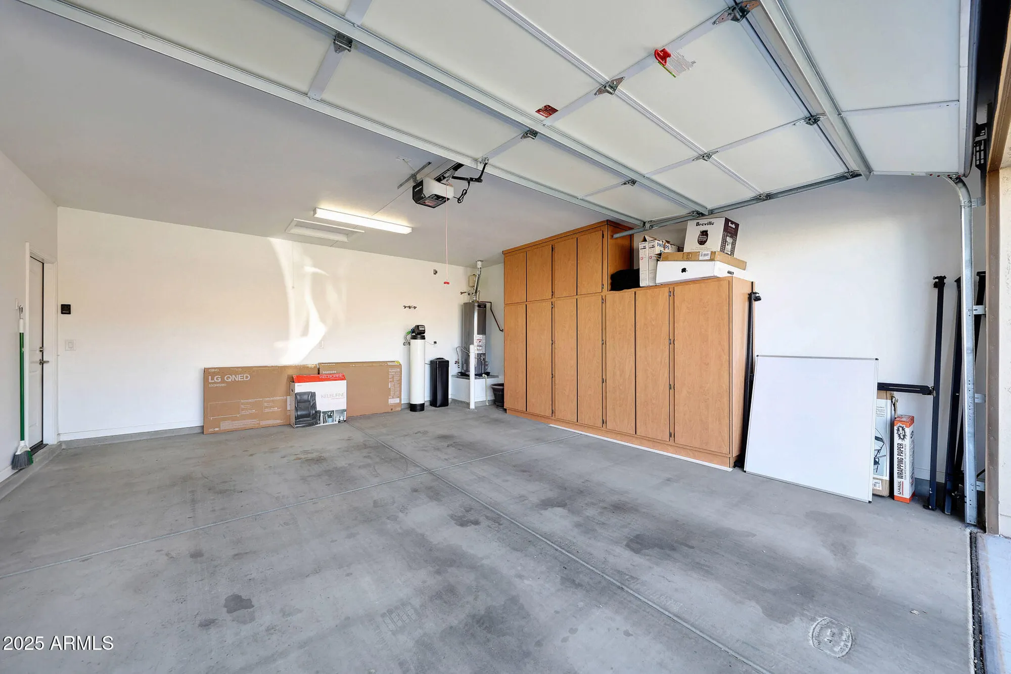 Property Slideshow image 23 of 24 | 16907 w holly st, Goodyear, AZ, 85395