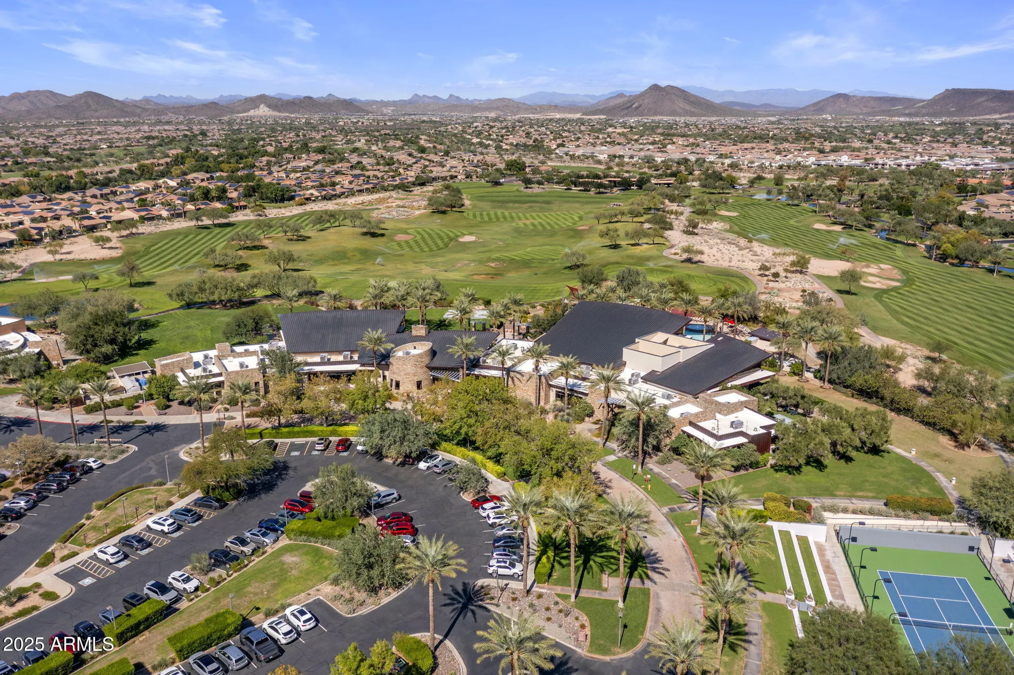 Property Slideshow image 36 of 47 | 12832 w pinnacle vista dr, Peoria, AZ, 85383