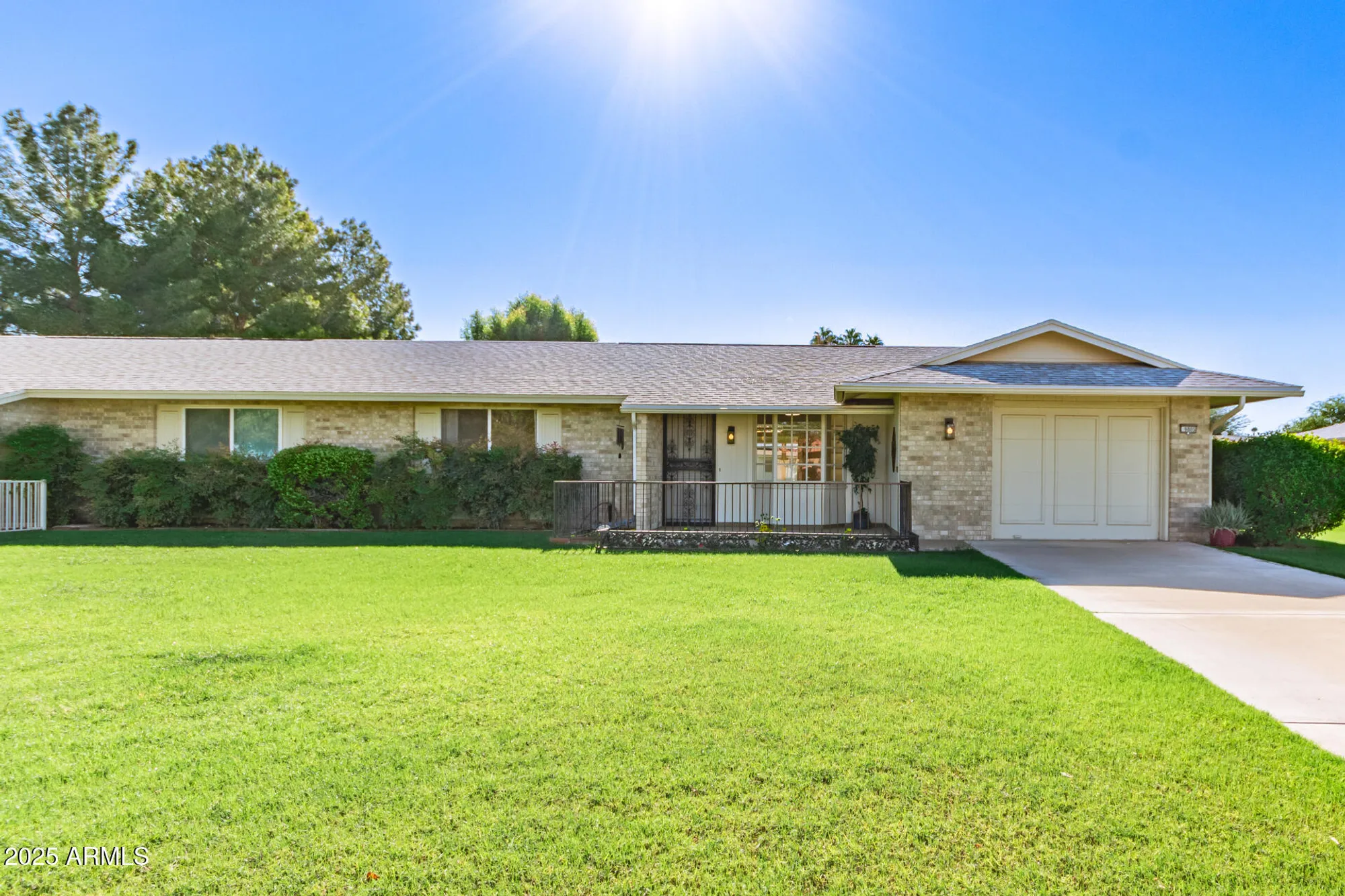 Property Slideshow image 1 of 34 | 9805 w burns dr, Sun City, AZ, 85351