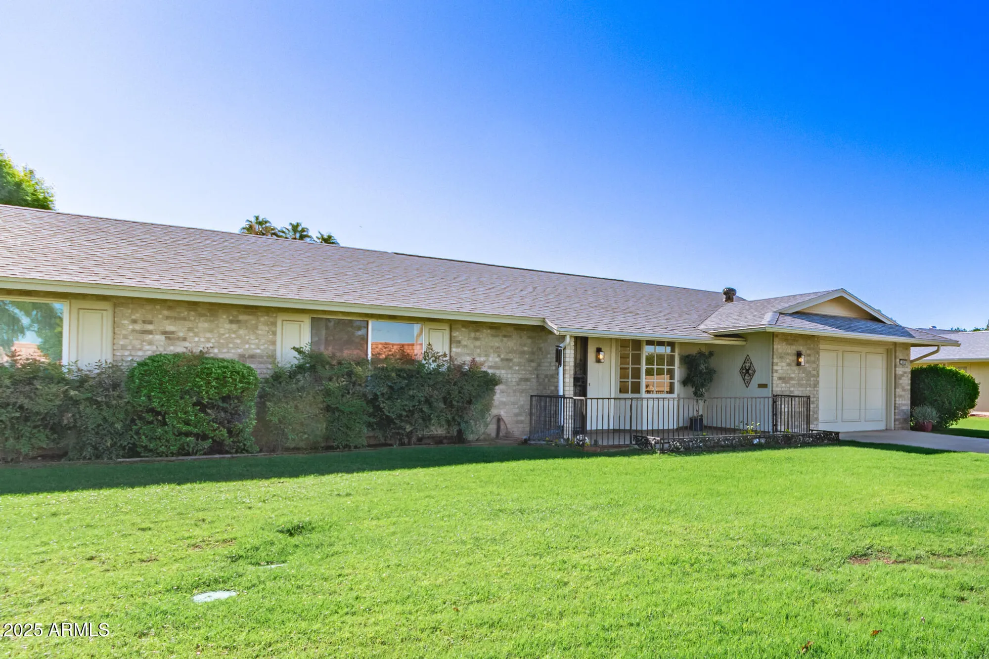 Property Slideshow image 3 of 34 | 9805 w burns dr, Sun City, AZ, 85351