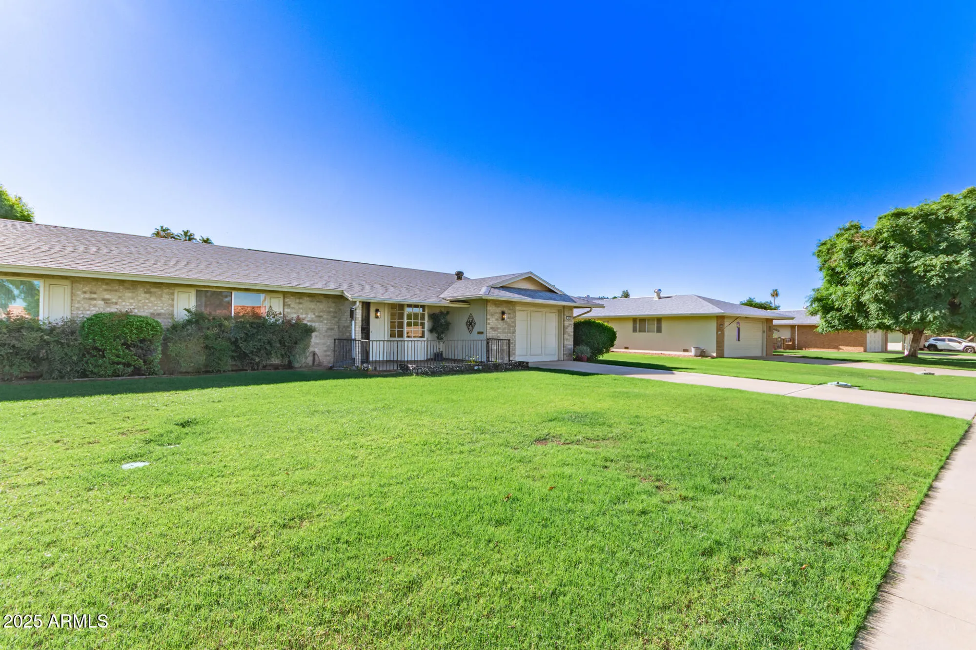 Property Slideshow image 4 of 34 | 9805 w burns dr, Sun City, AZ, 85351