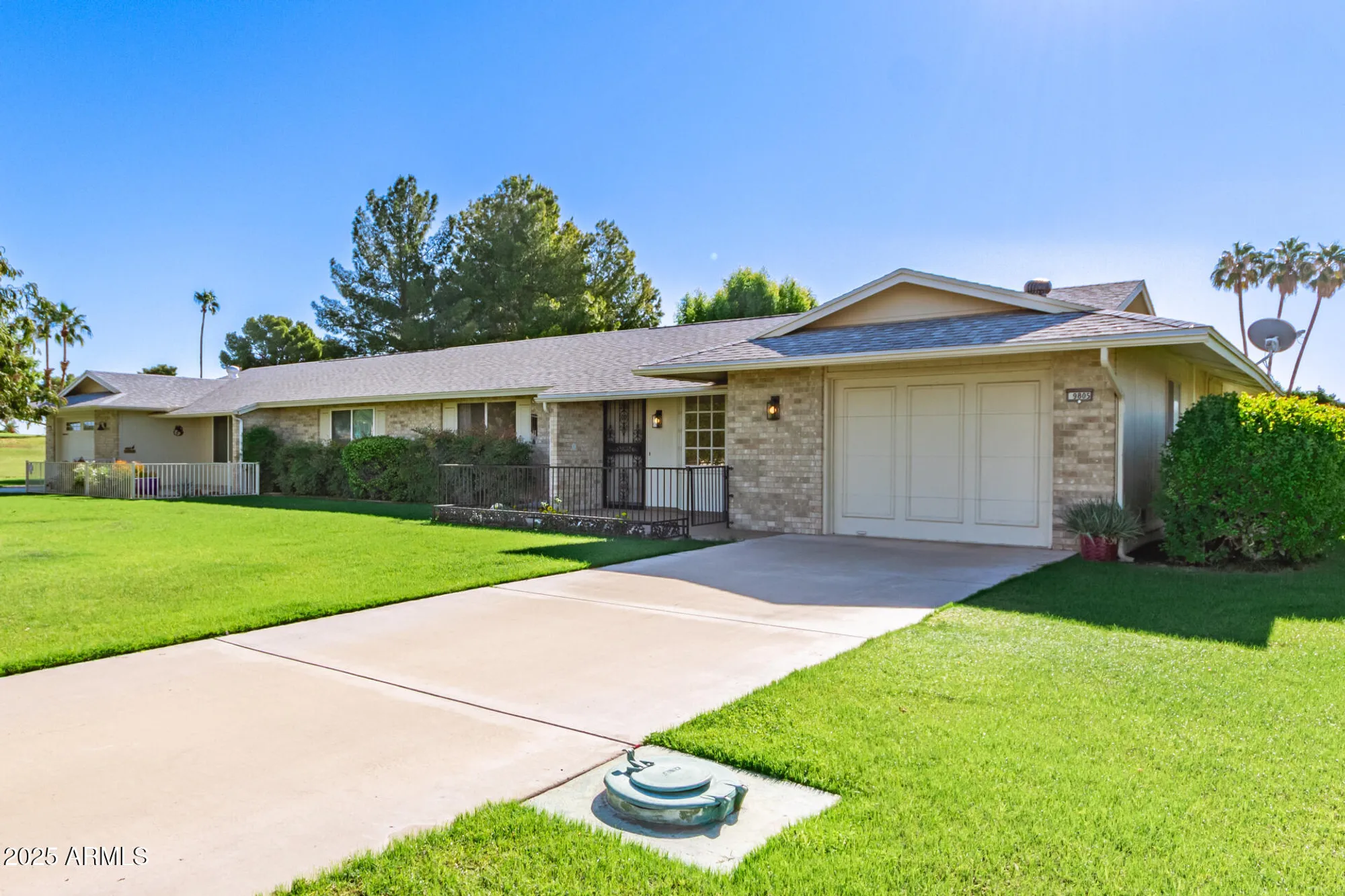 Property Slideshow image 5 of 34 | 9805 w burns dr, Sun City, AZ, 85351