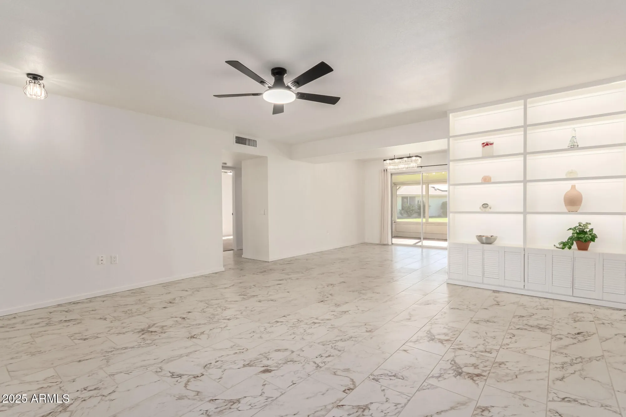 Property Slideshow image 8 of 34 | 9805 w burns dr, Sun City, AZ, 85351