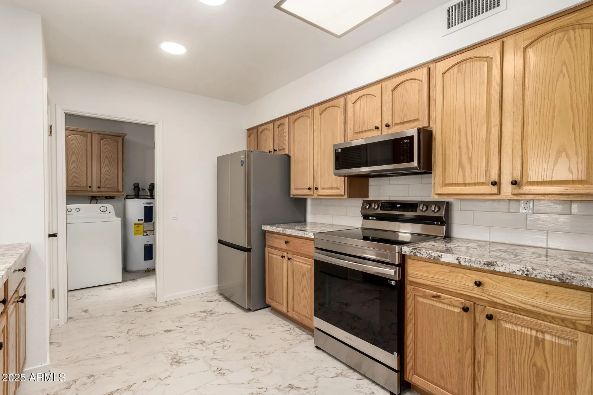 Property Slideshow image 12 of 34 | 9805 w burns dr, Sun City, AZ, 85351