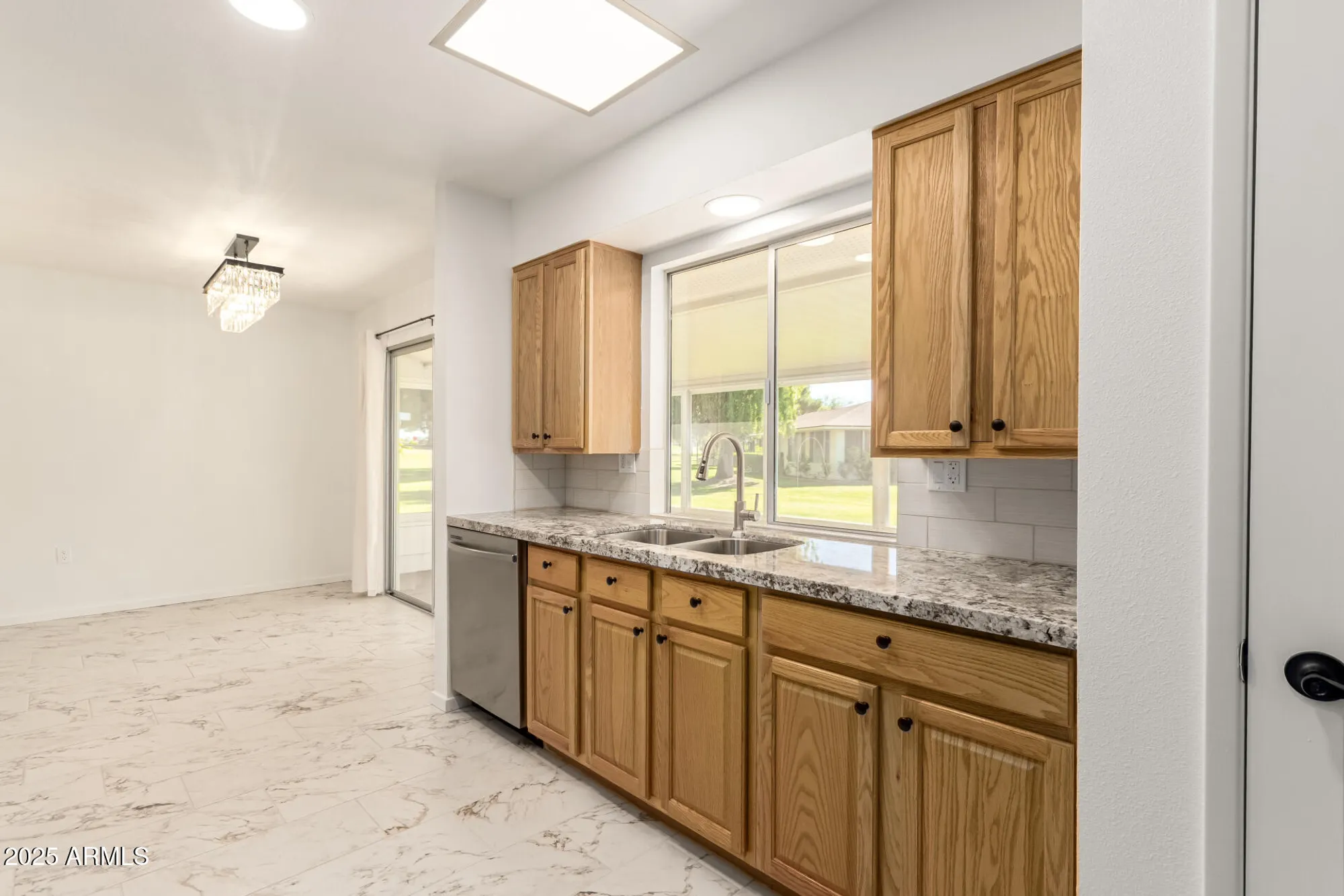 Property Slideshow image 14 of 34 | 9805 w burns dr, Sun City, AZ, 85351