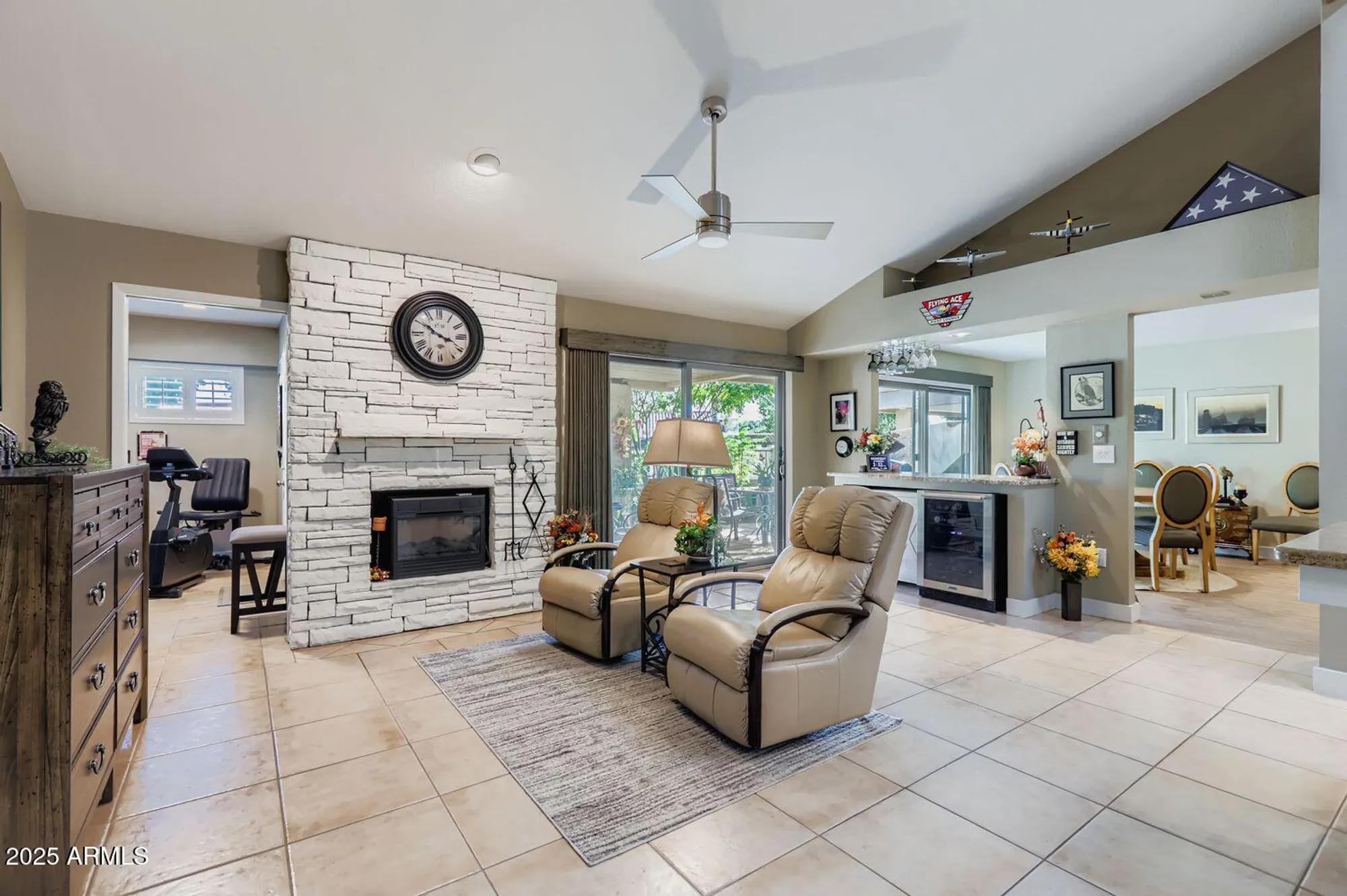 Property Slideshow image 17 of 38 | 10437 e cochise ave, Scottsdale, AZ, 85258