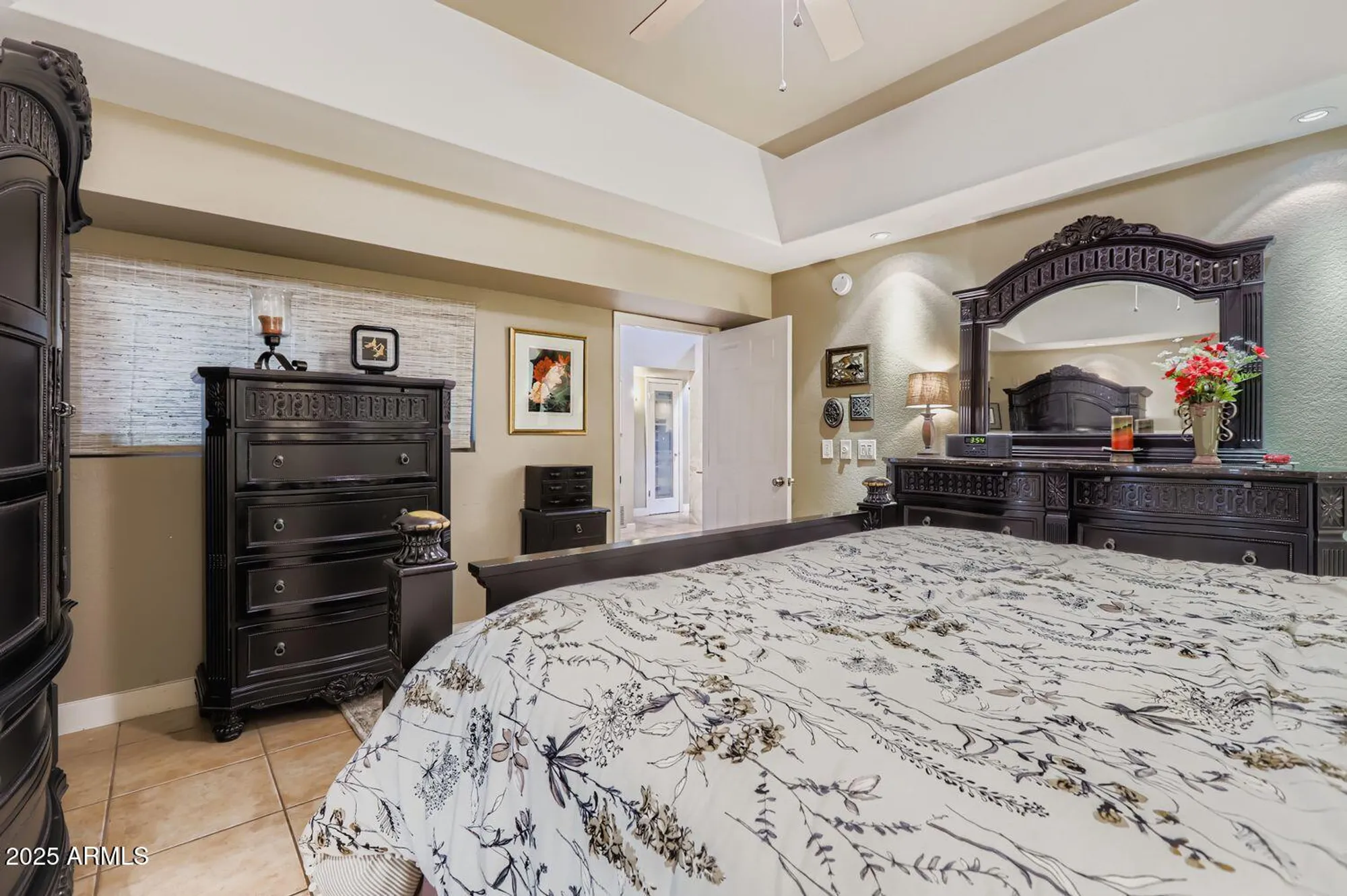 Property Slideshow image 21 of 38 | 10437 e cochise ave, Scottsdale, AZ, 85258