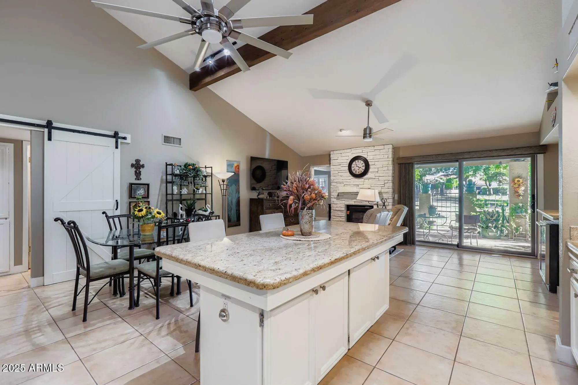 Property Slideshow image 13 of 38 | 10437 e cochise ave, Scottsdale, AZ, 85258