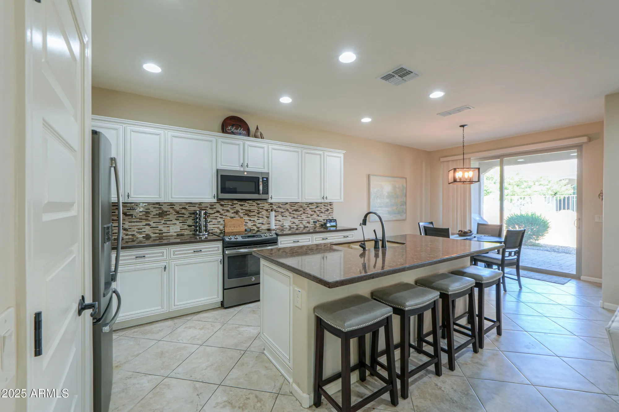 Property Slideshow image 5 of 31 | 5845 n turquoise ln, Eloy, AZ, 85131
