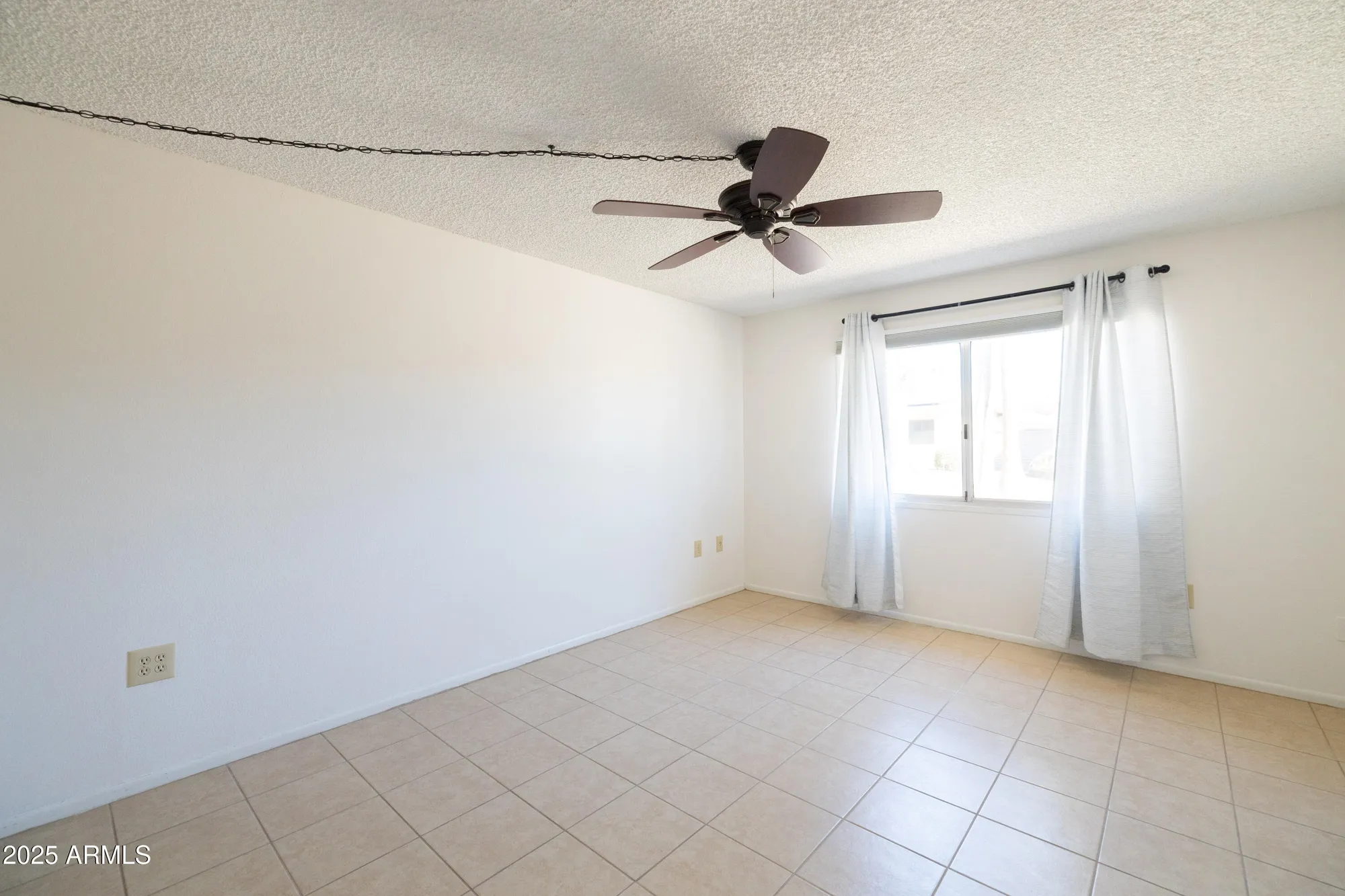 Property Slideshow image 9 of 17 | 19613 n star ridge dr, Sun City West, AZ, 85375