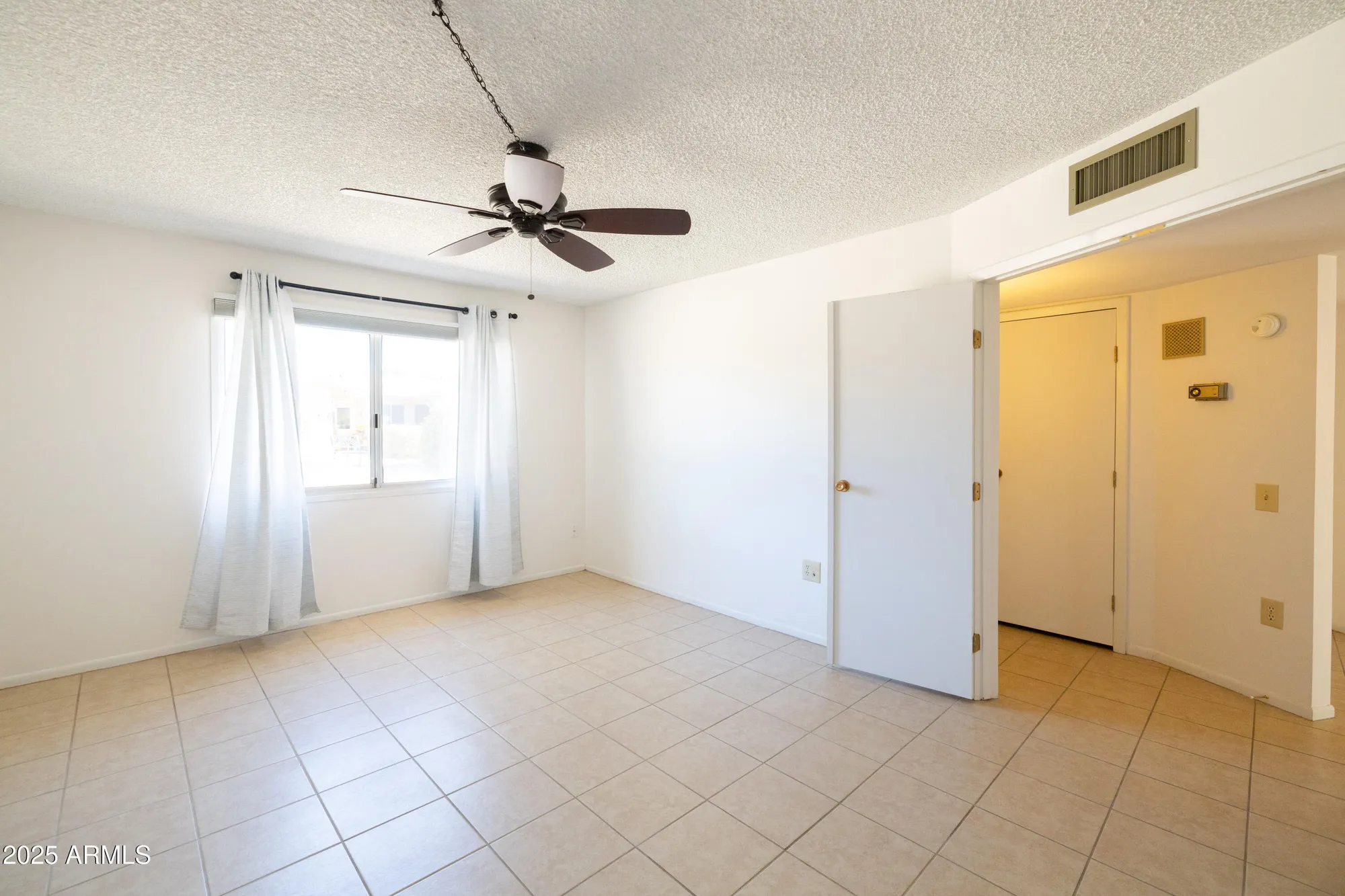 Property Slideshow image 10 of 17 | 19613 n star ridge dr, Sun City West, AZ, 85375