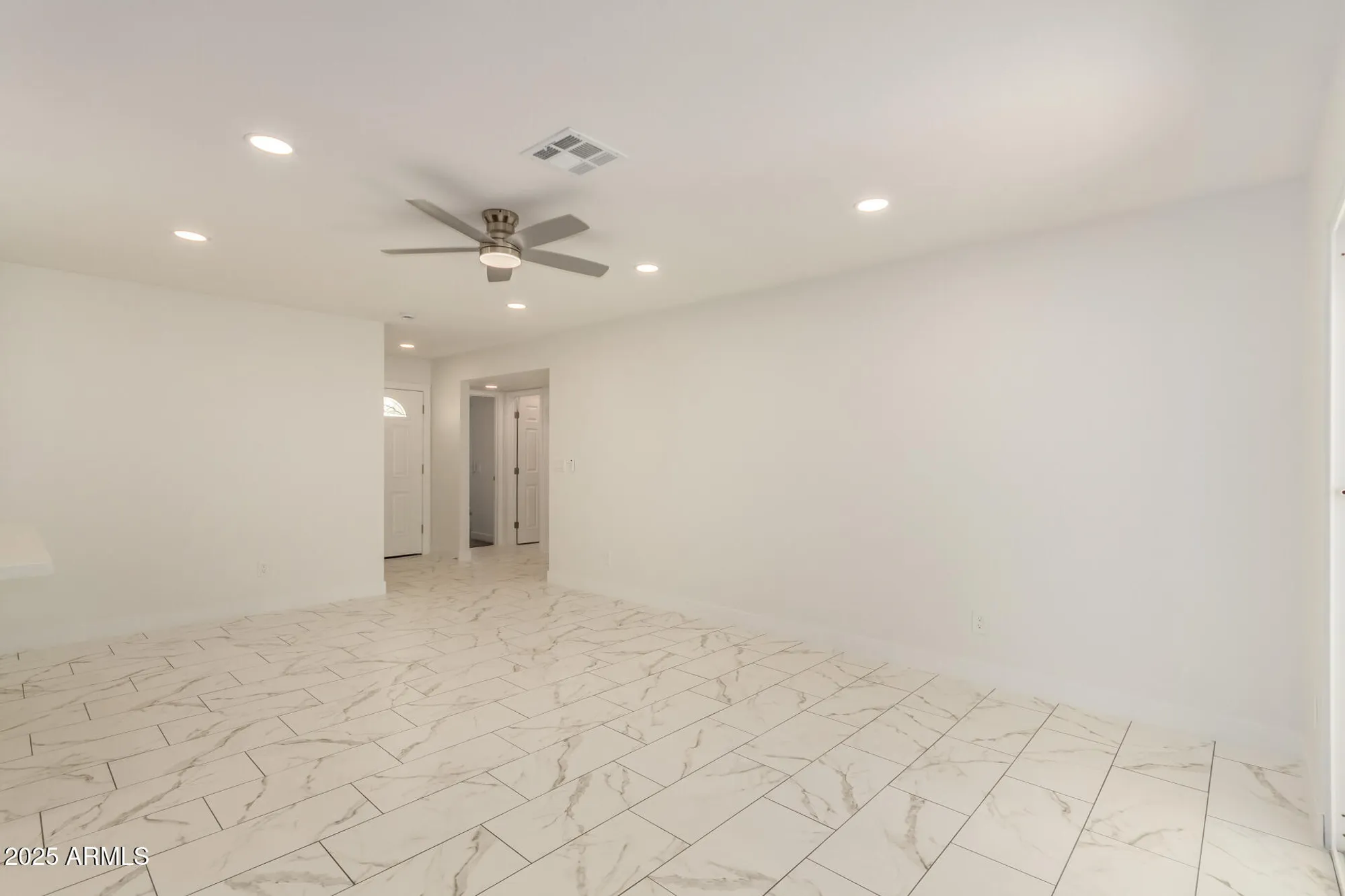 Property Slideshow image 7 of 51 | 26621 s shumaker dr, Sun Lakes, AZ, 85248