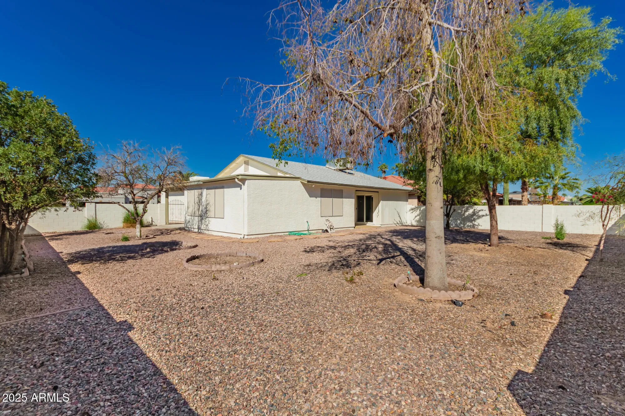 Property Slideshow image 28 of 51 | 26621 s shumaker dr, Sun Lakes, AZ, 85248