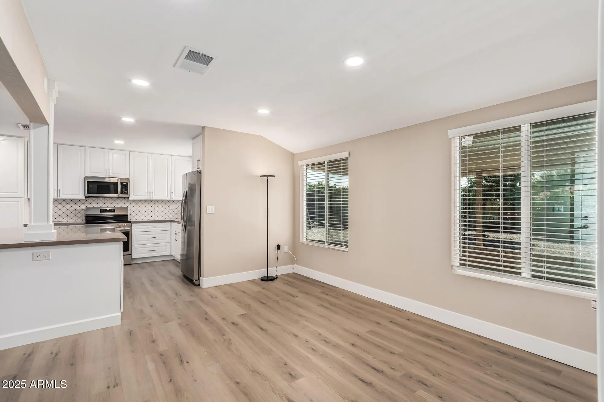 Property Slideshow image 9 of 25 | 10625 w ridgeview rd, Sun City, AZ, 85351