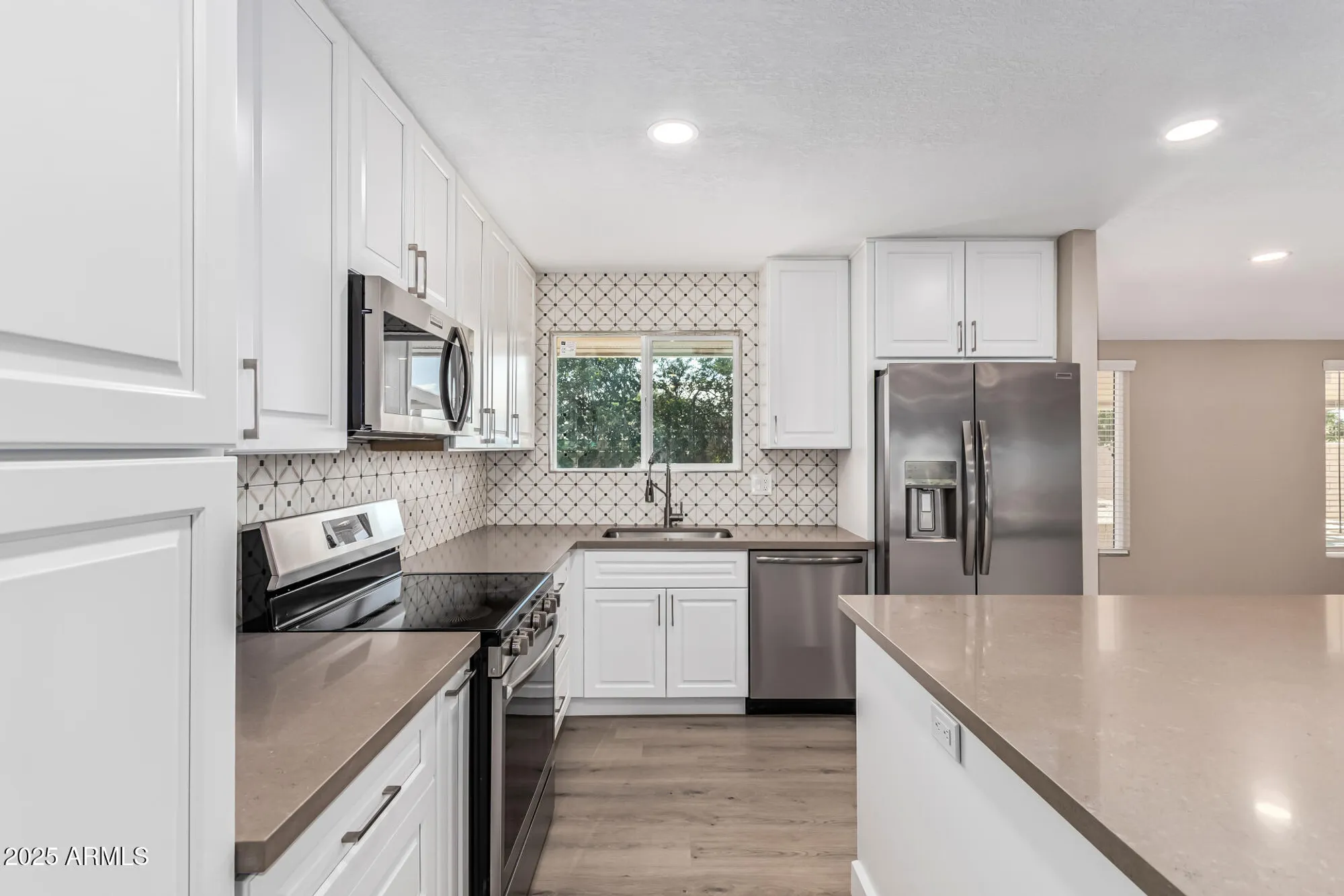 Property Slideshow image 11 of 25 | 10625 w ridgeview rd, Sun City, AZ, 85351