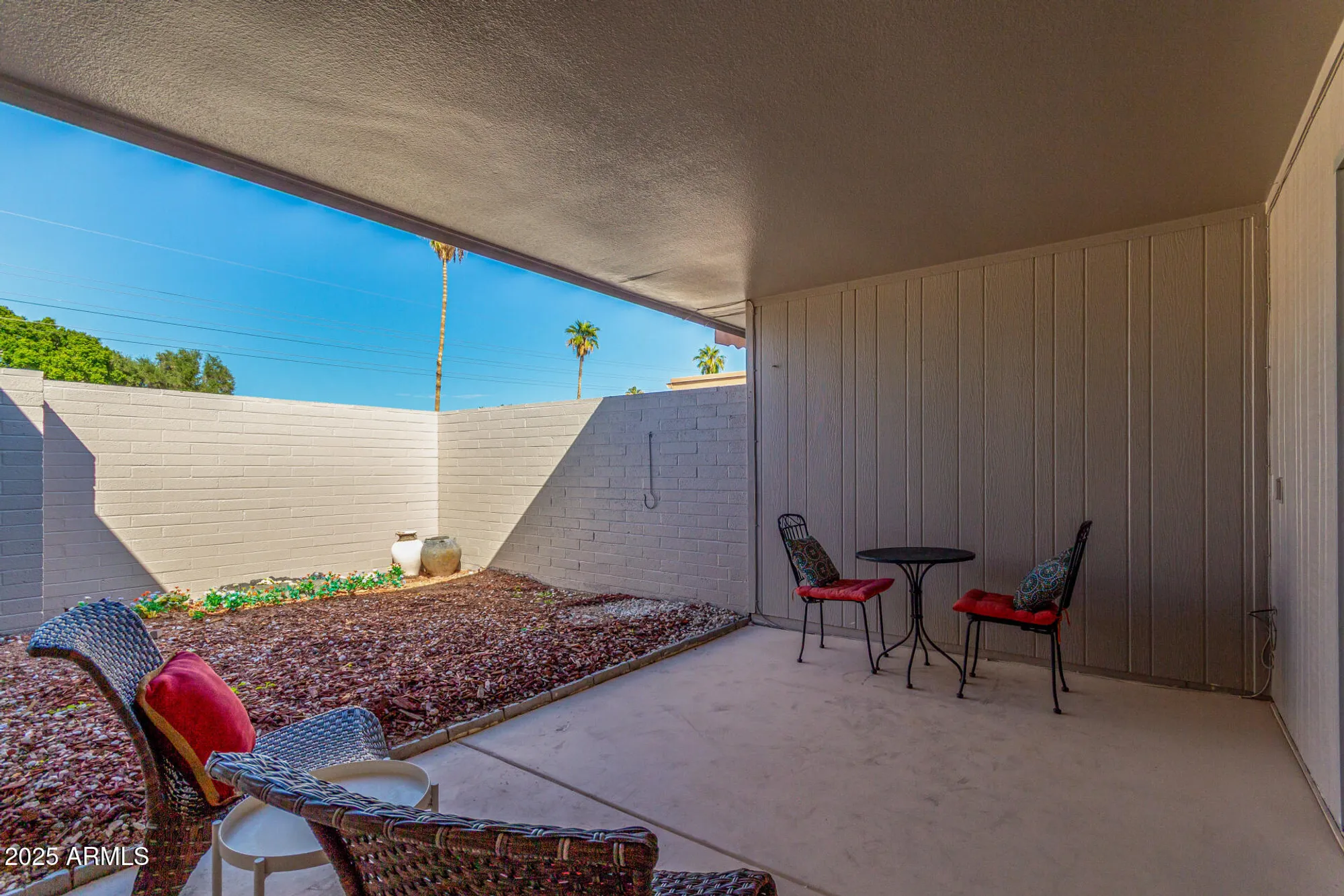 Property Slideshow image 22 of 28 | 16869 n 103rd ave, Sun City, AZ, 85351
