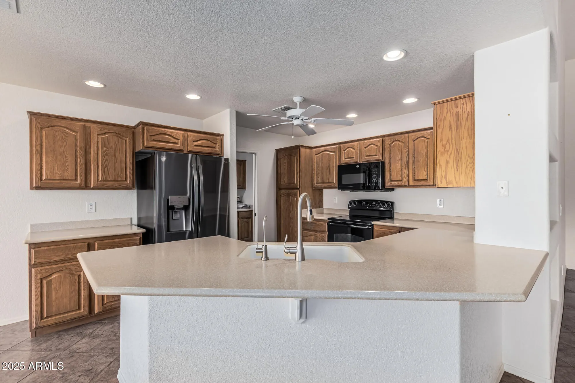 Property Slideshow image 14 of 36 | 10907 e olla ave, Mesa, AZ, 85212