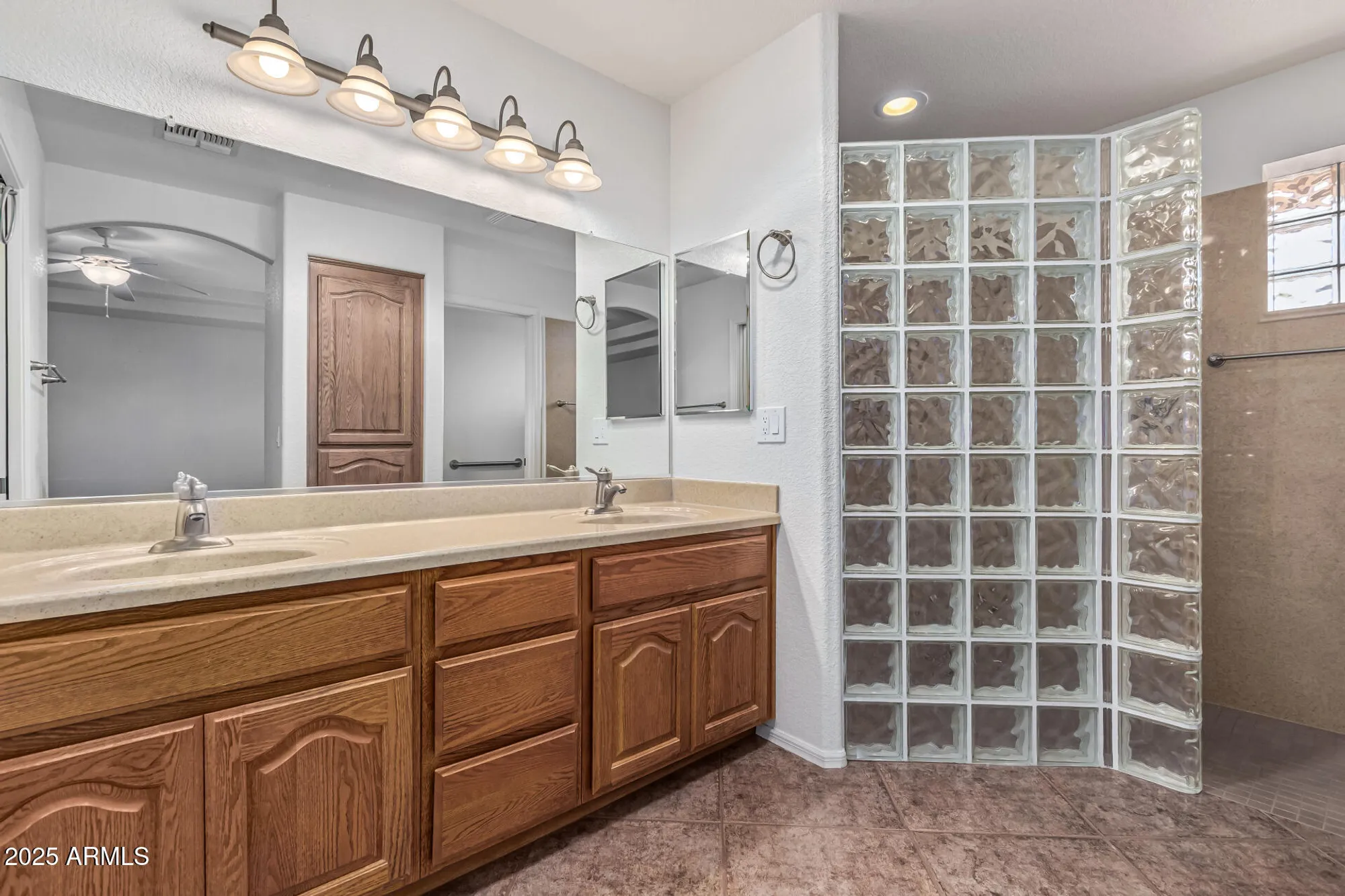 Property Slideshow image 24 of 36 | 10907 e olla ave, Mesa, AZ, 85212
