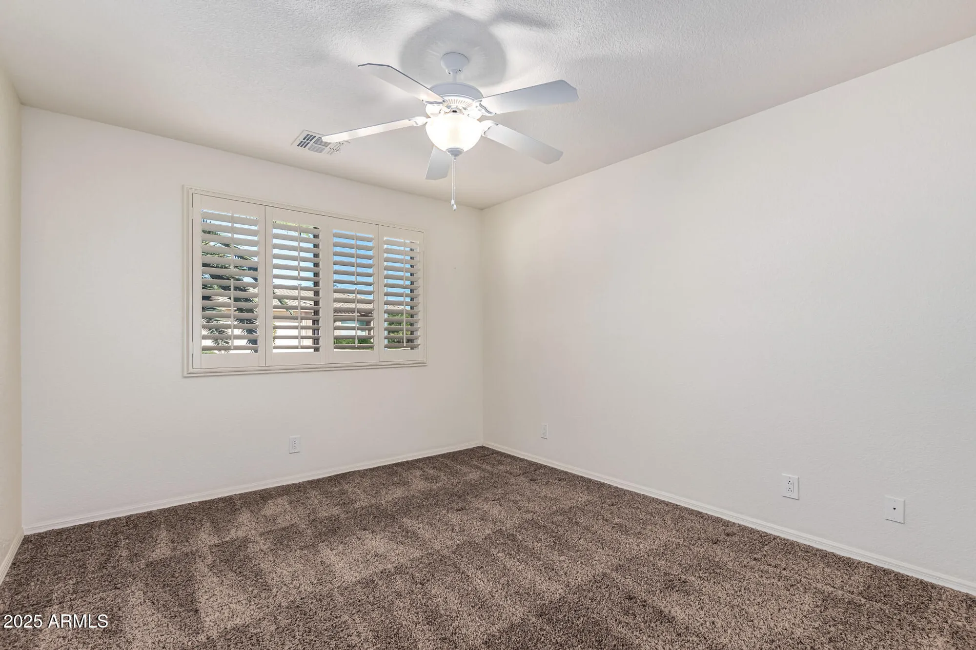 Property Slideshow image 12 of 36 | 10907 e olla ave, Mesa, AZ, 85212