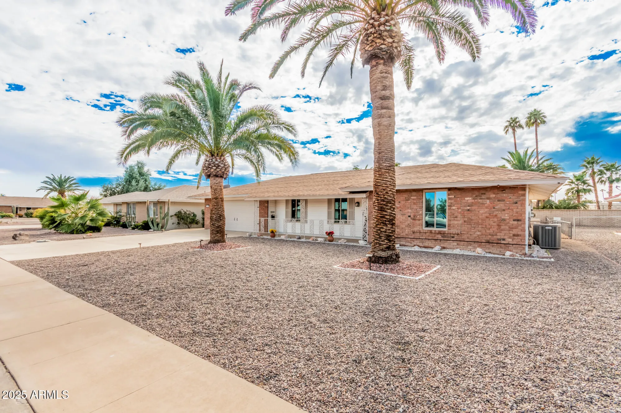 Property Slideshow image 2 of 26 | 15406 n bowling green dr, Sun City, AZ, 85351