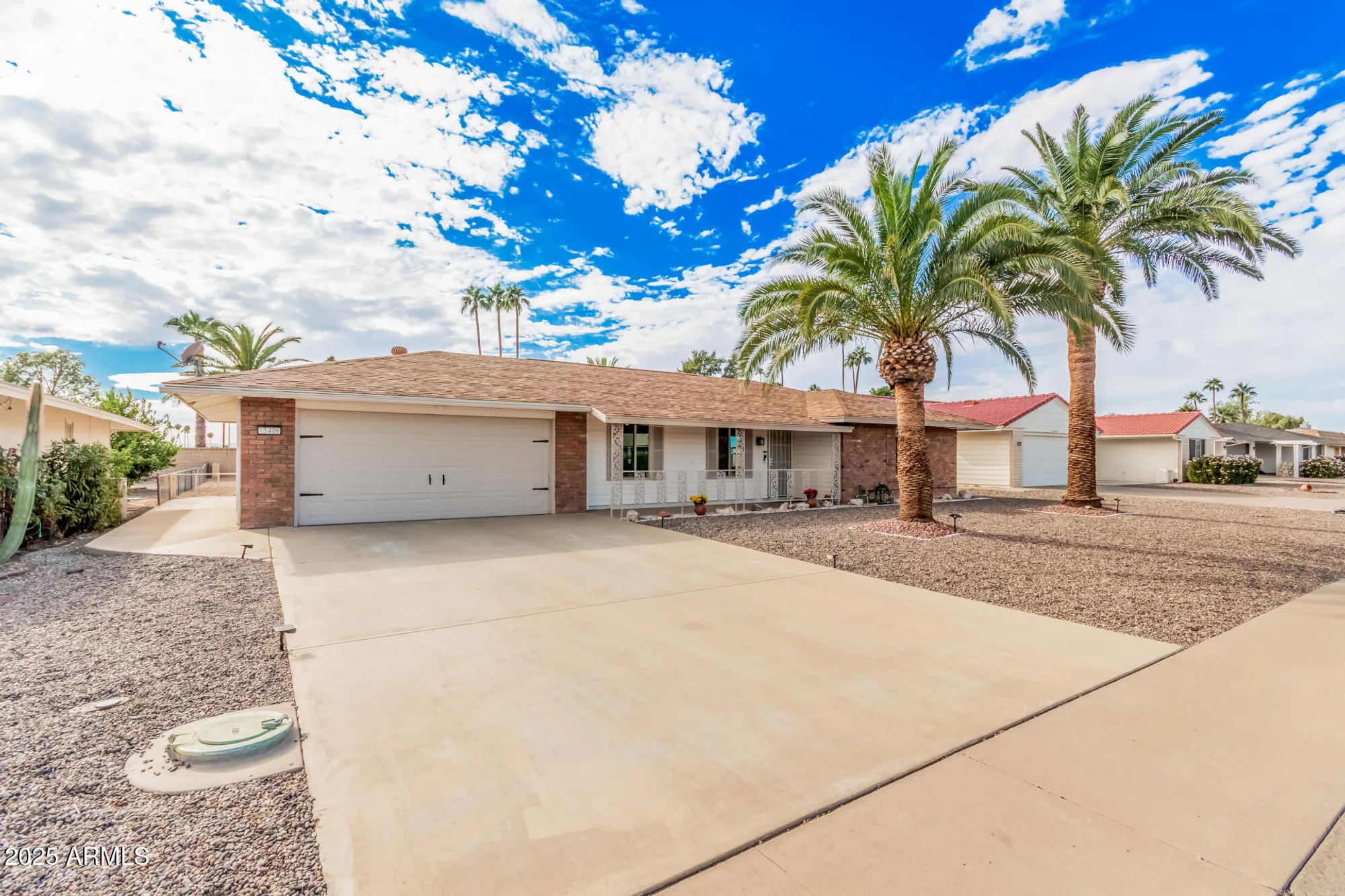 Property Slideshow image 3 of 26 | 15406 n bowling green dr, Sun City, AZ, 85351