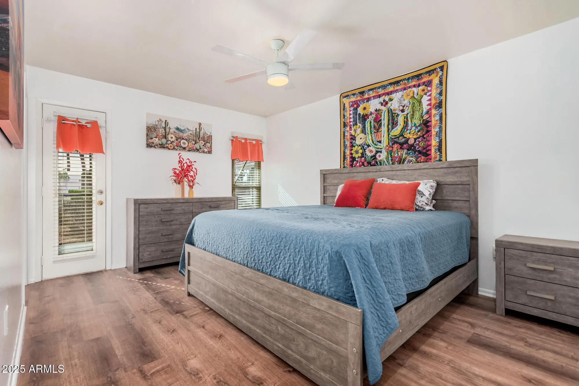 Property Slideshow image 12 of 26 | 15406 n bowling green dr, Sun City, AZ, 85351
