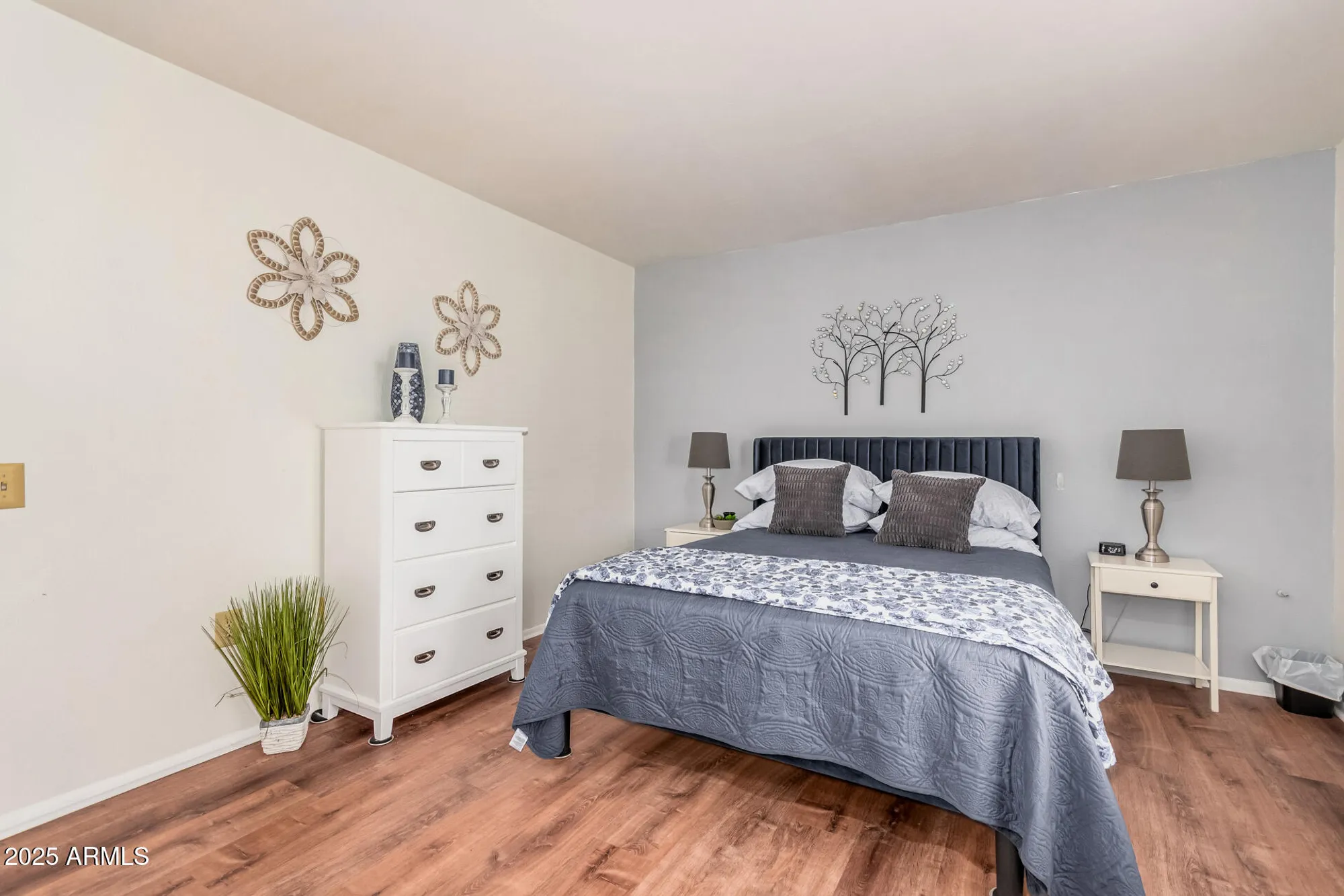 Property Slideshow image 15 of 26 | 15406 n bowling green dr, Sun City, AZ, 85351
