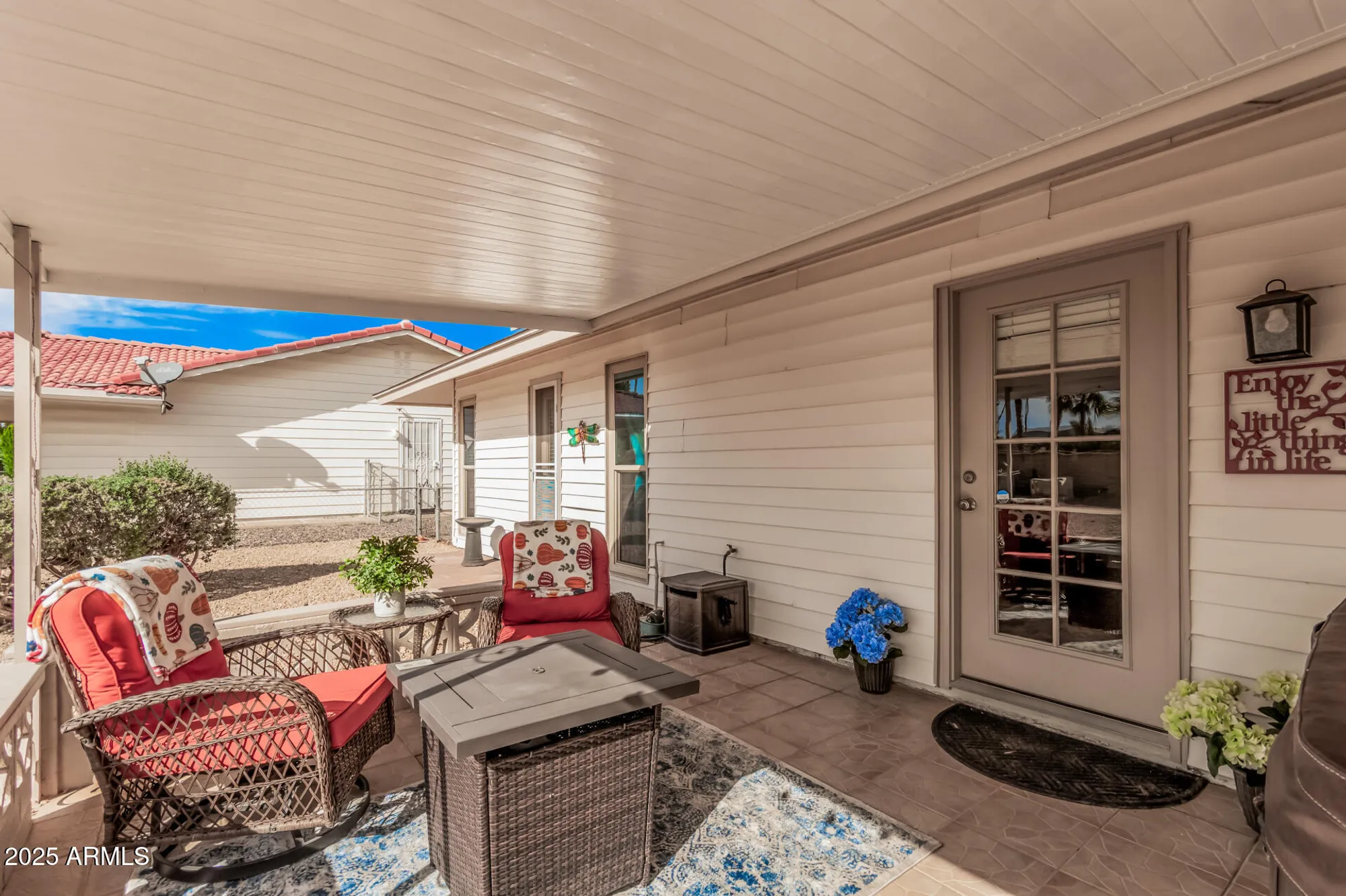 Property Slideshow image 21 of 26 | 15406 n bowling green dr, Sun City, AZ, 85351