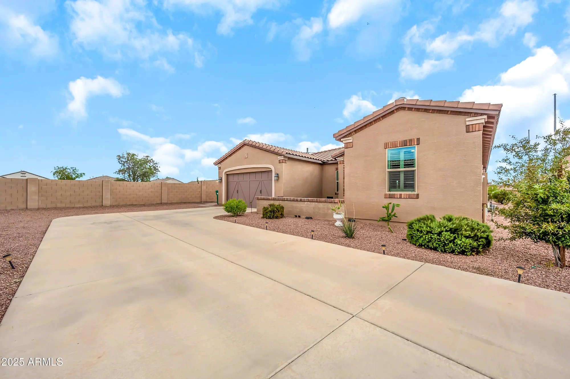 Property Slideshow image 5 of 68 | 41553 w springtime rd, Maricopa, AZ, 85138