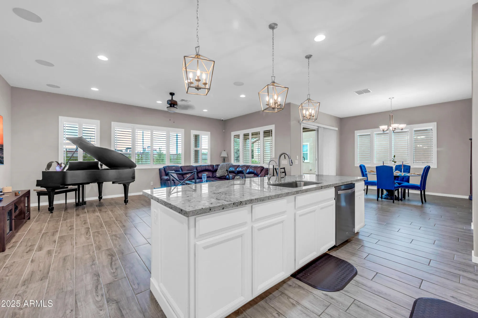 Property Slideshow image 11 of 68 | 41553 w springtime rd, Maricopa, AZ, 85138