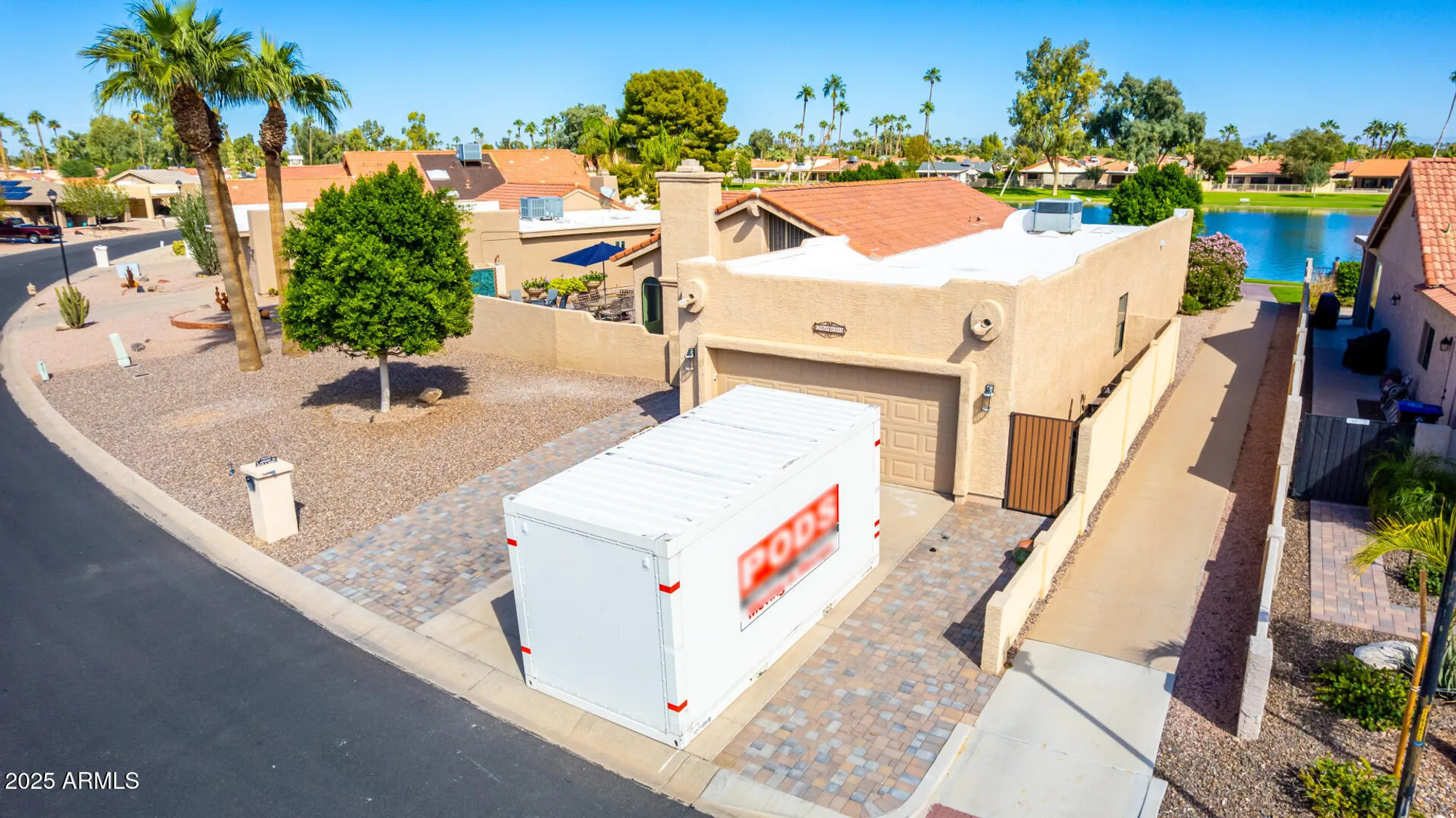 Property Slideshow image 9 of 61 | 26433 s lakemont dr, Sun Lakes, AZ, 85248