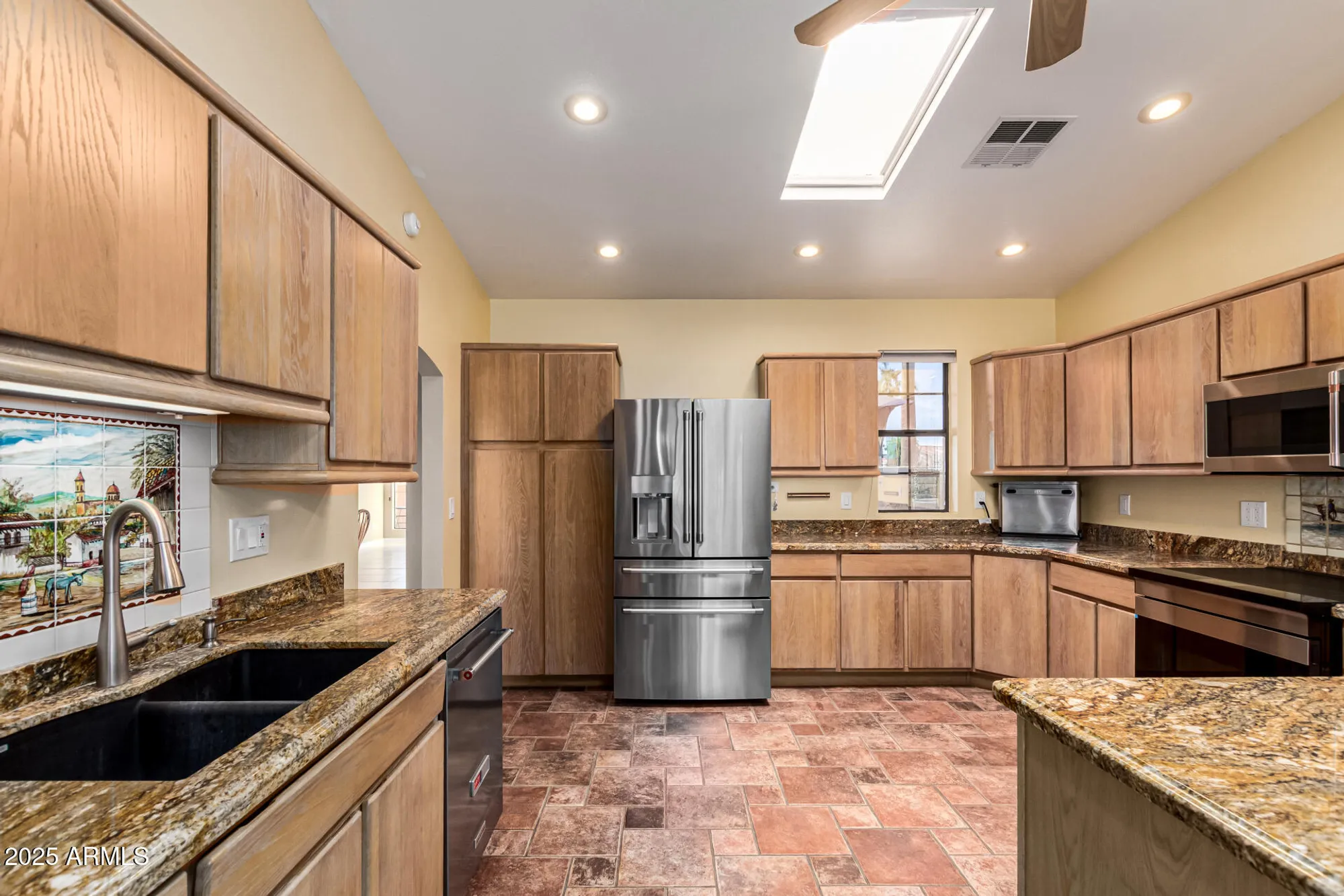 Property Slideshow image 15 of 61 | 26433 s lakemont dr, Sun Lakes, AZ, 85248