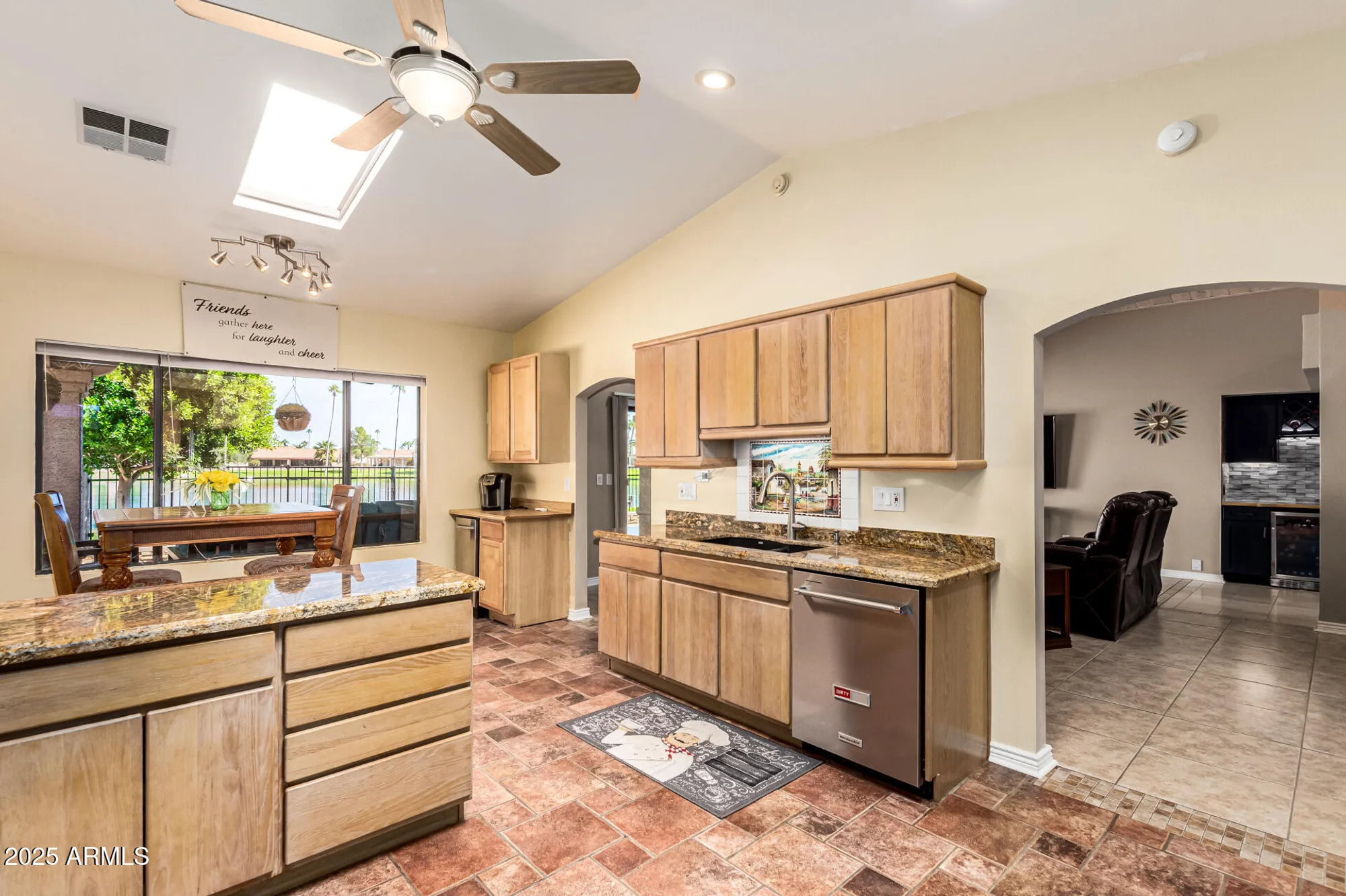 Property Slideshow image 16 of 61 | 26433 s lakemont dr, Sun Lakes, AZ, 85248