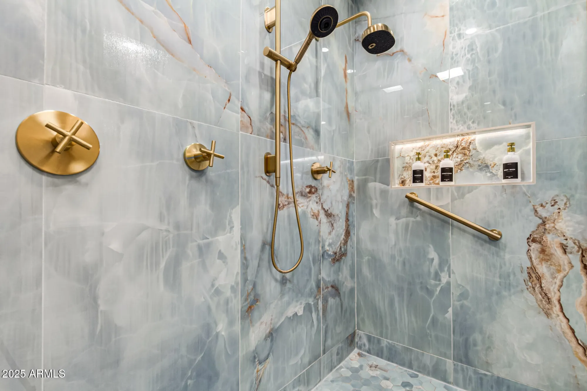 Property Slideshow image 24 of 61 | 26433 s lakemont dr, Sun Lakes, AZ, 85248