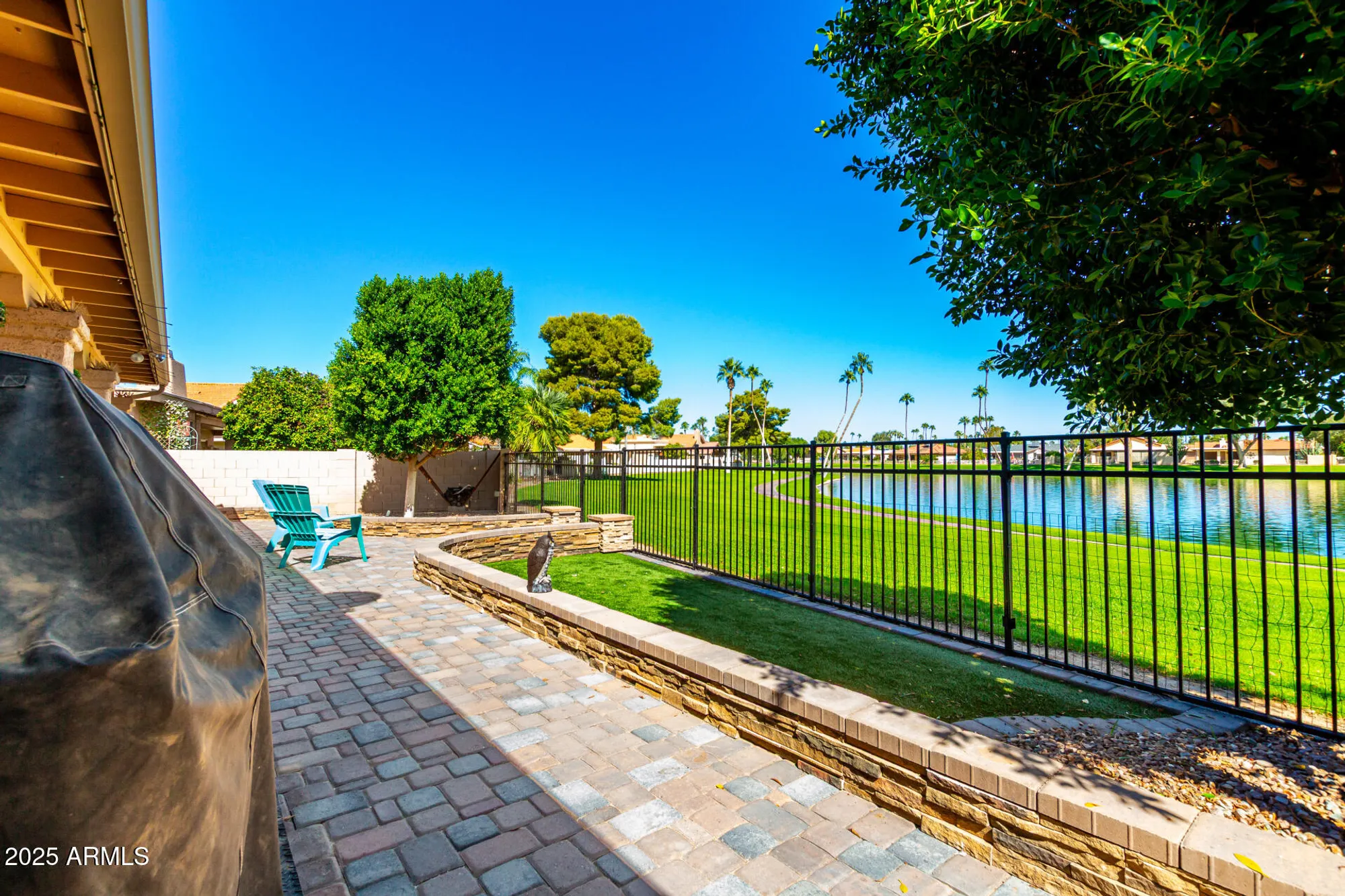 Property Slideshow image 42 of 61 | 26433 s lakemont dr, Sun Lakes, AZ, 85248