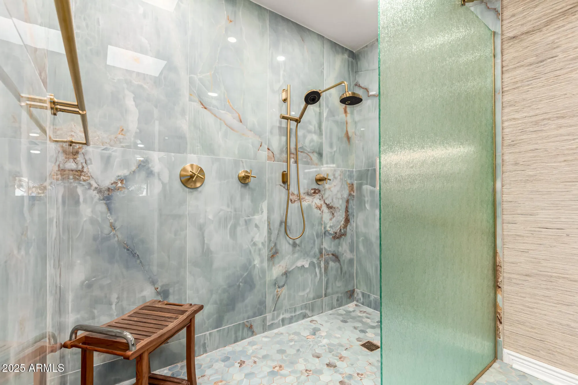 Property Slideshow image 23 of 61 | 26433 s lakemont dr, Sun Lakes, AZ, 85248