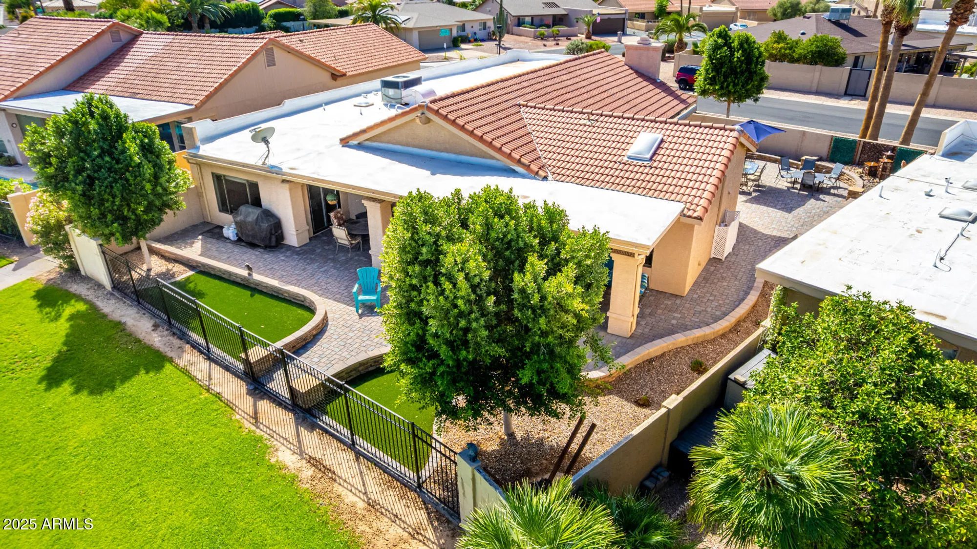 Property Slideshow image 38 of 61 | 26433 s lakemont dr, Sun Lakes, AZ, 85248