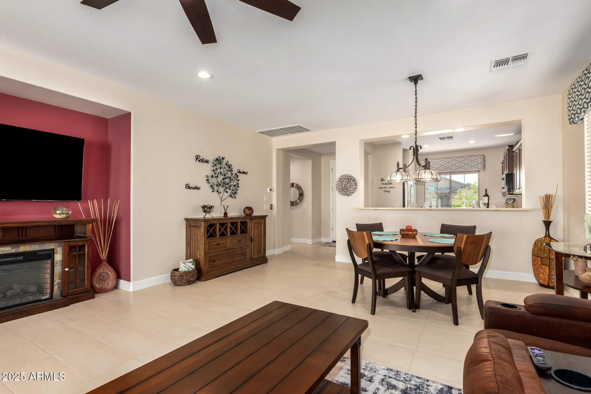 Property Slideshow image 9 of 51 | 4064 w spotted pony way, Eloy, AZ, 85131
