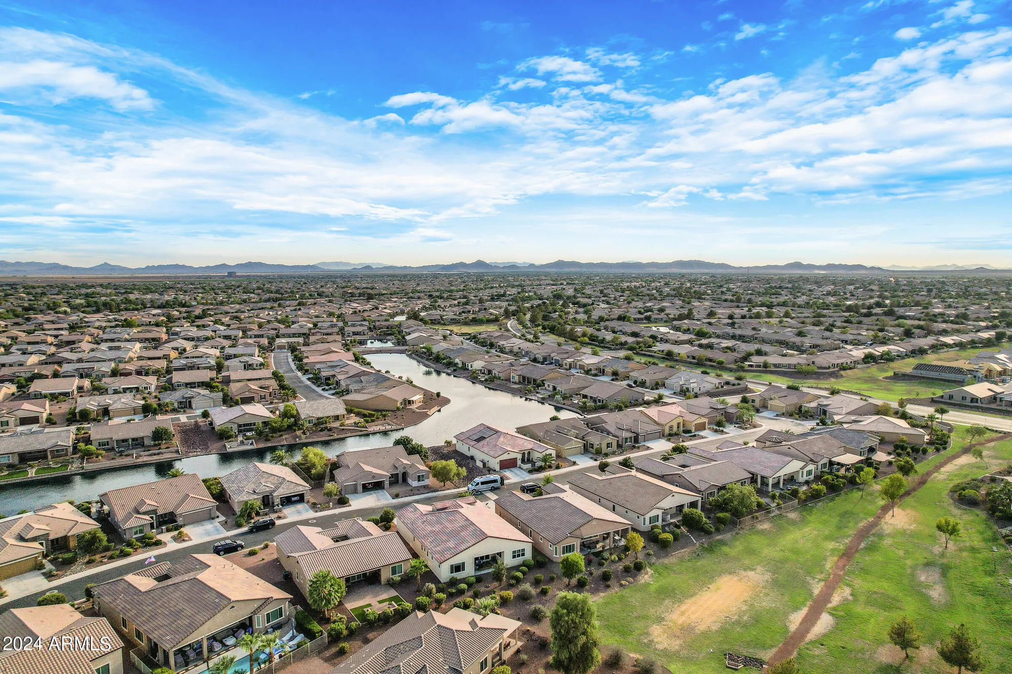 Property Slideshow image 19 of 49 | 41650 w harvest moon dr, Maricopa, AZ, 85138