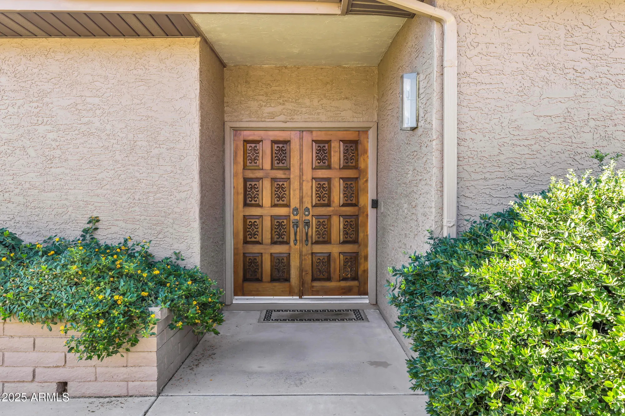 Property Slideshow image 3 of 24 | 25236 s mohawk dr, Sun Lakes, AZ, 85248