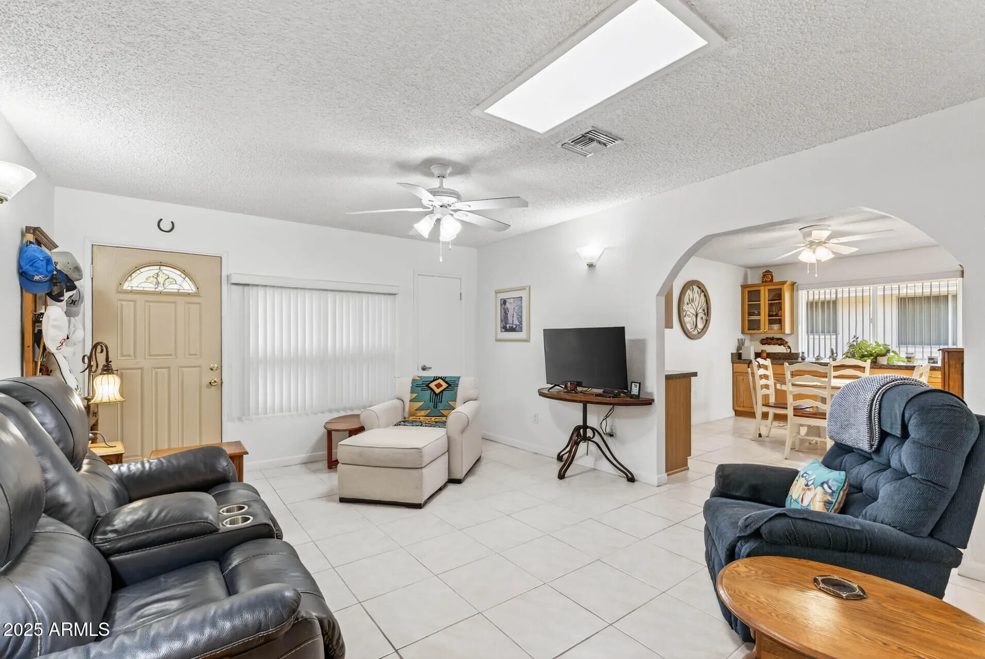 Property Slideshow image 11 of 60 | 10448 w tropicana cir, Sun City, AZ, 85351