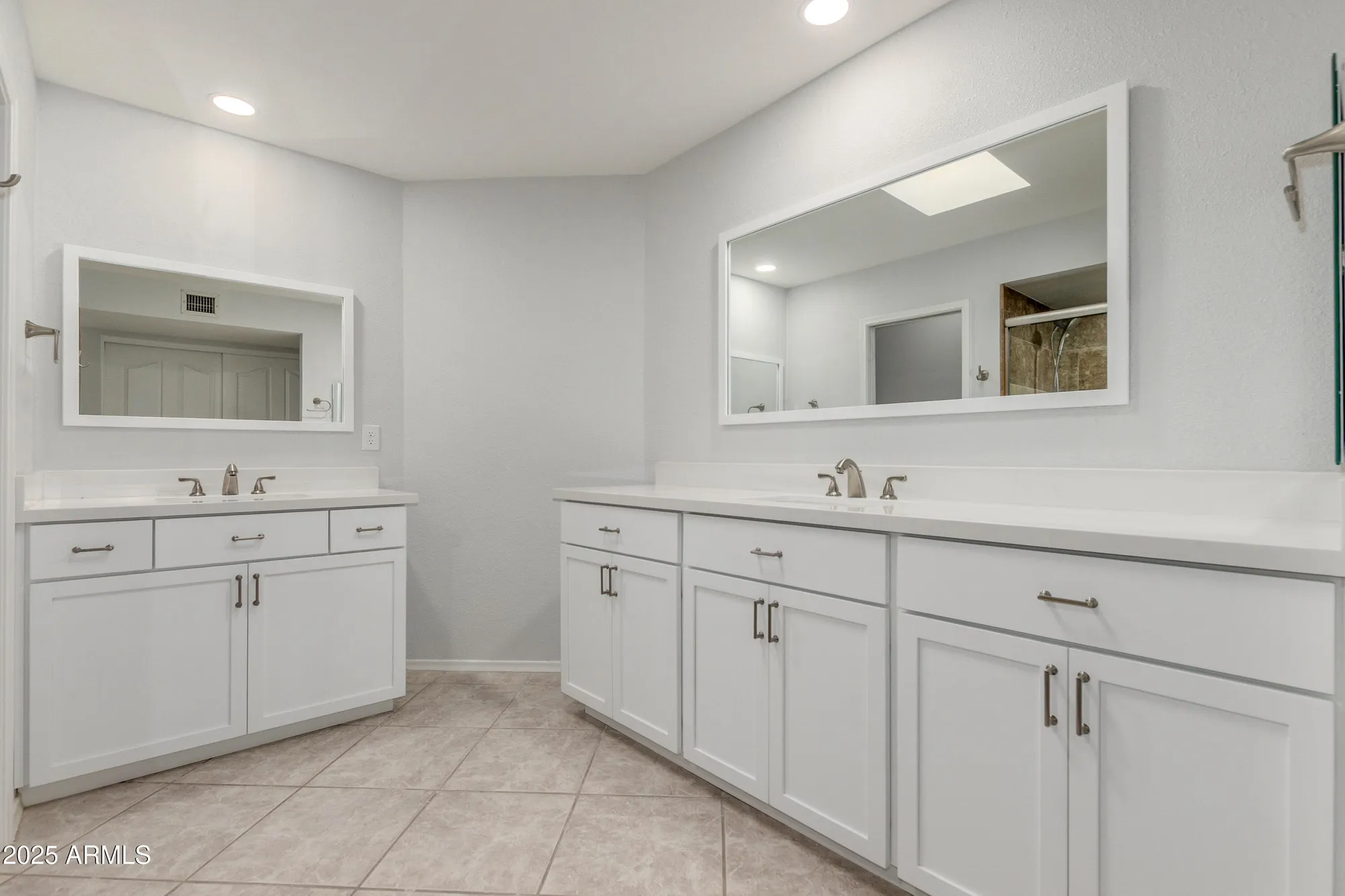 Property Slideshow image 12 of 27 | 10418 e watford way, Sun Lakes, AZ, 85248